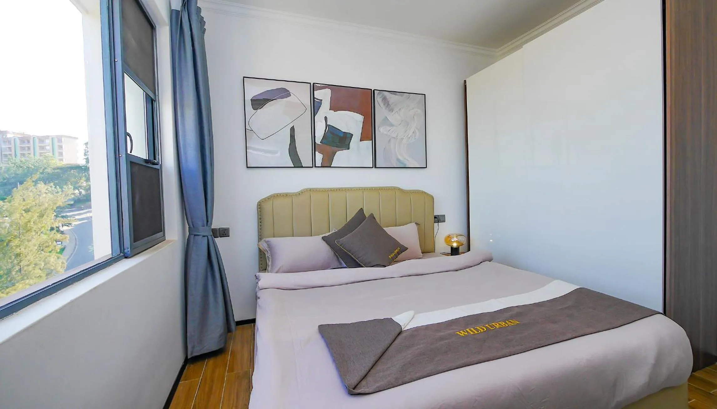 Bed in 2-bedroom Apartment at Oasis Park