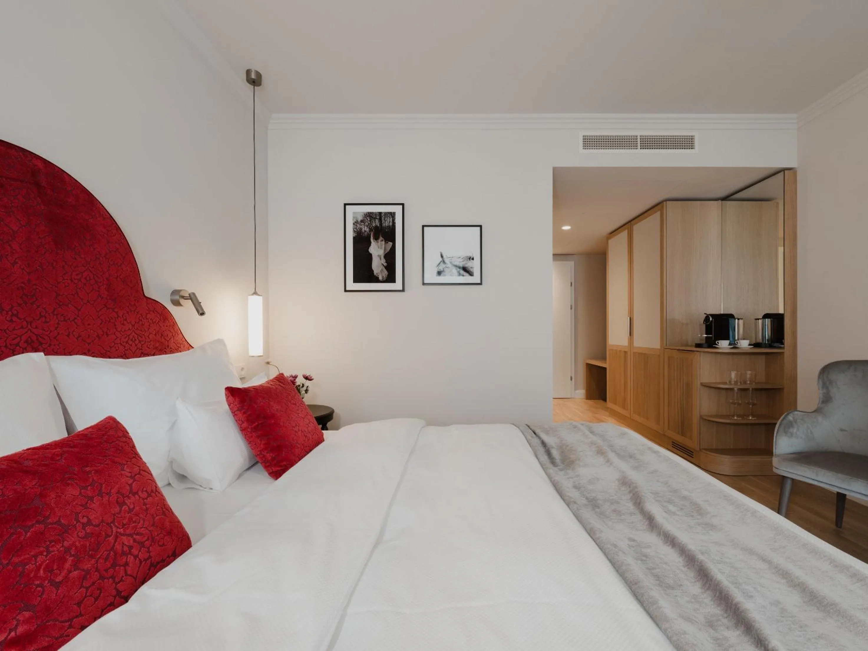 Double Room with Balcony in Grand Elisabeth - 4 Sterne superior
