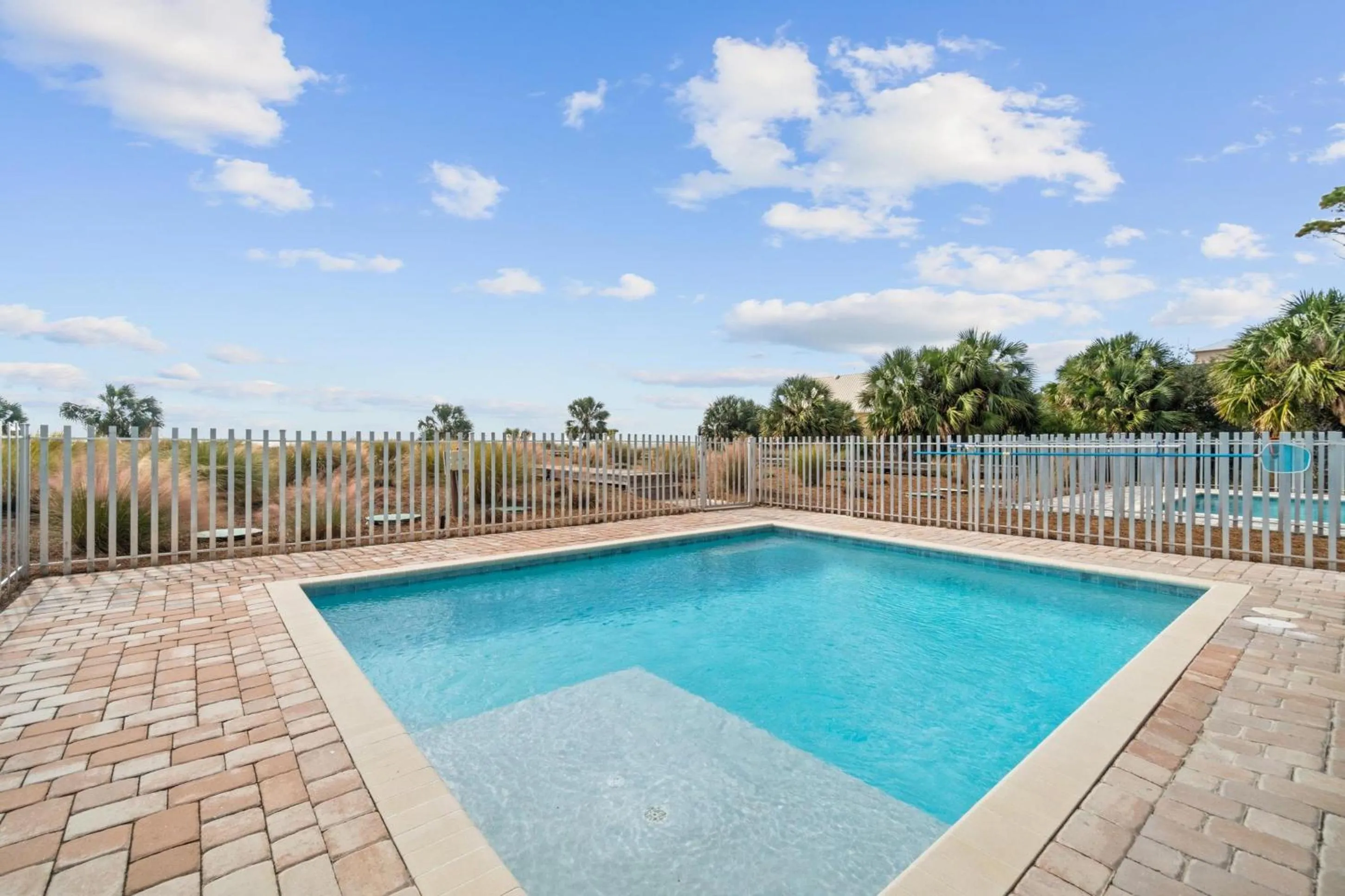 Pet Friendly Beach House - Seahorse by Panhandle Getaways