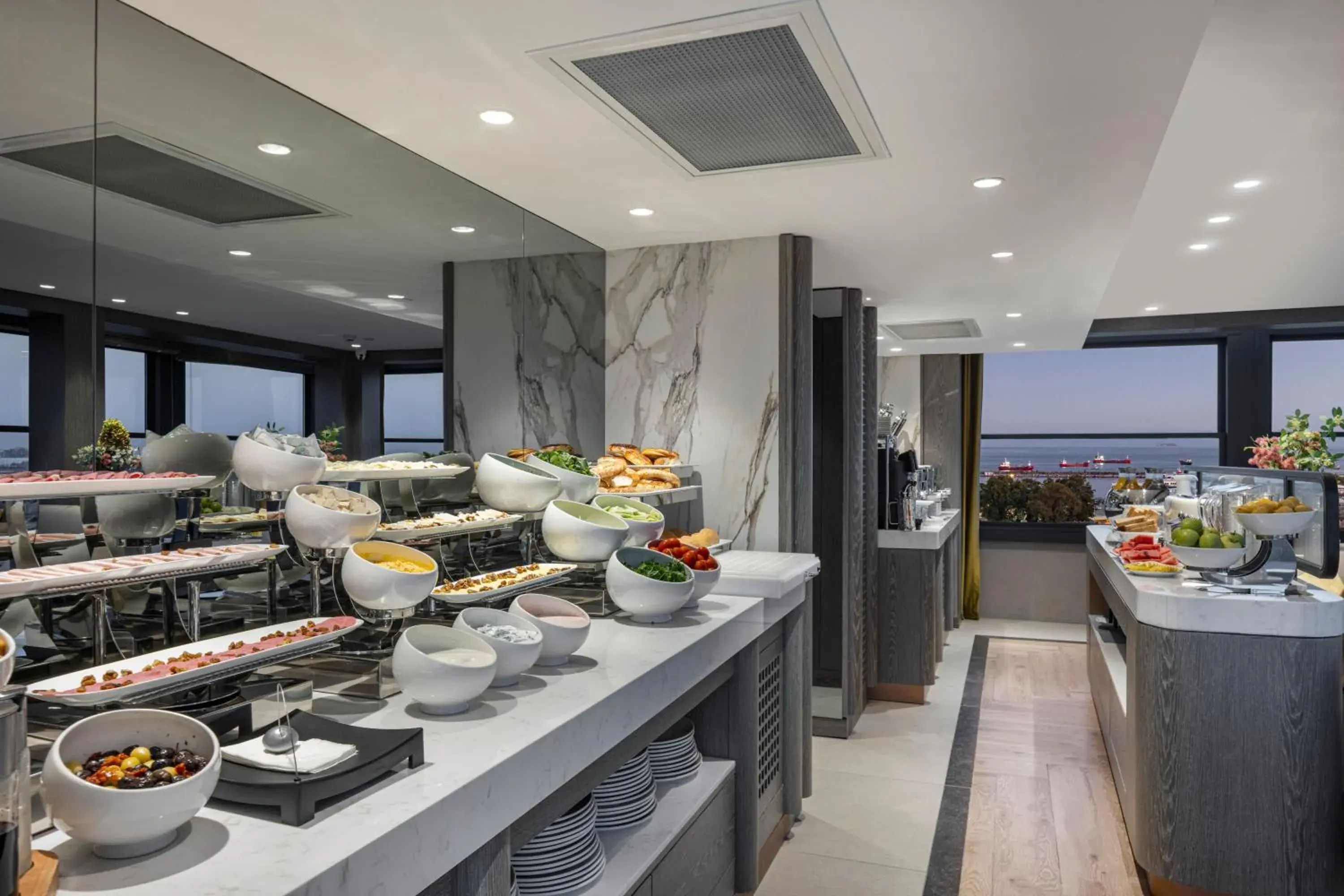 Breakfast in Lunet Old City Hotel Breakfast in Lunet Old City Hotel