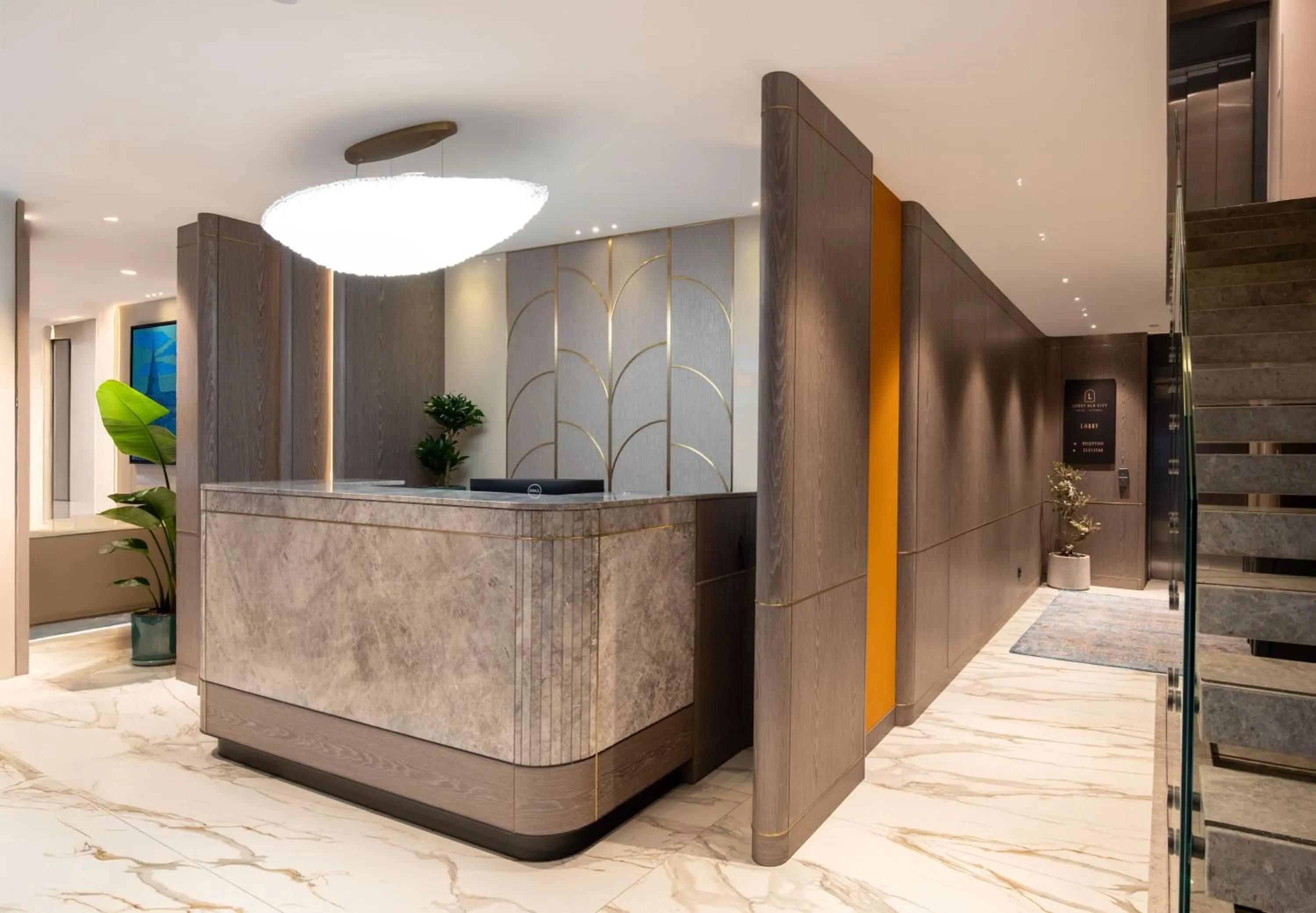 Lobby or reception in Lunet Old City Hotel