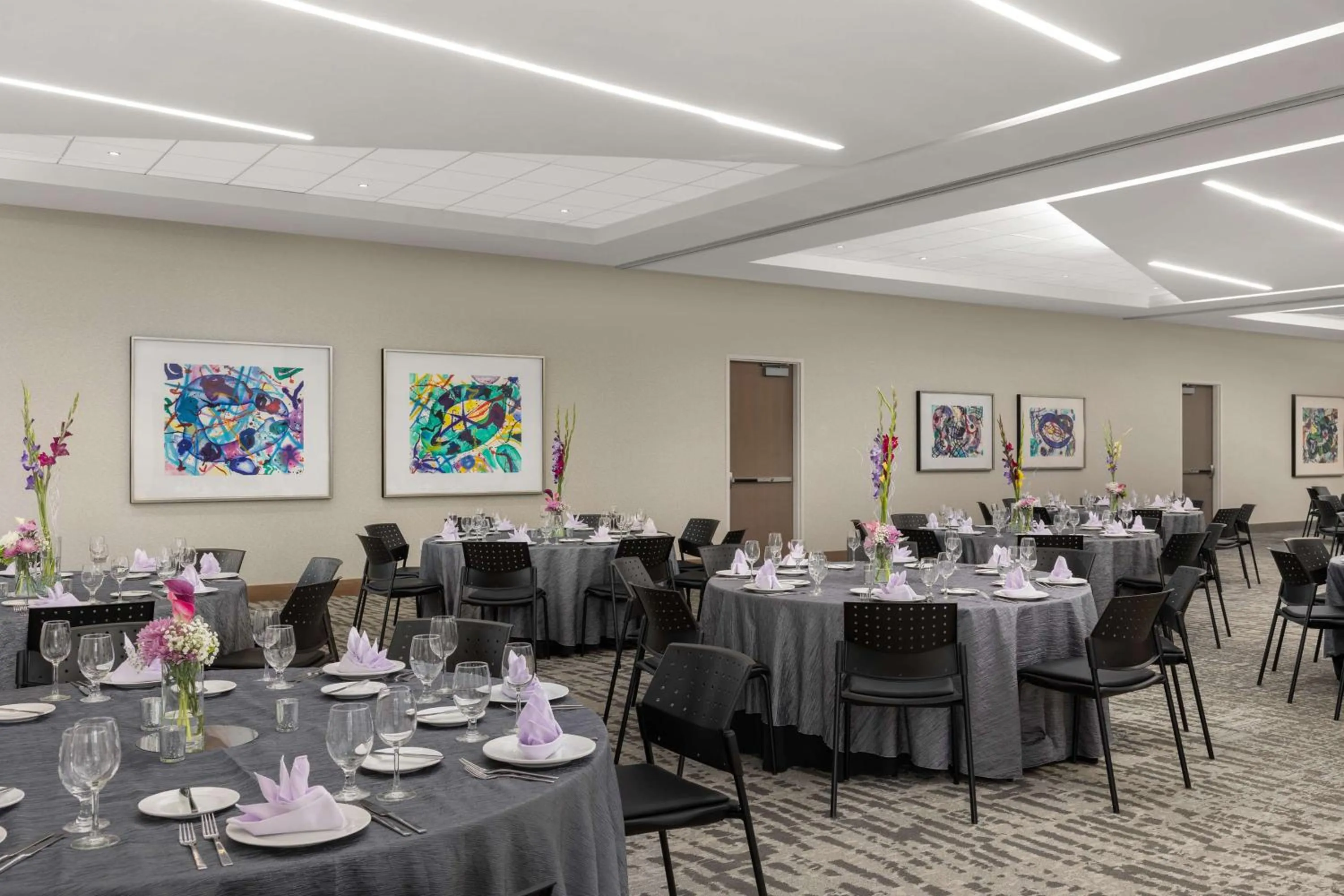 Meeting/conference room in The Art Hotel Denver, Curio Collection by Hilton