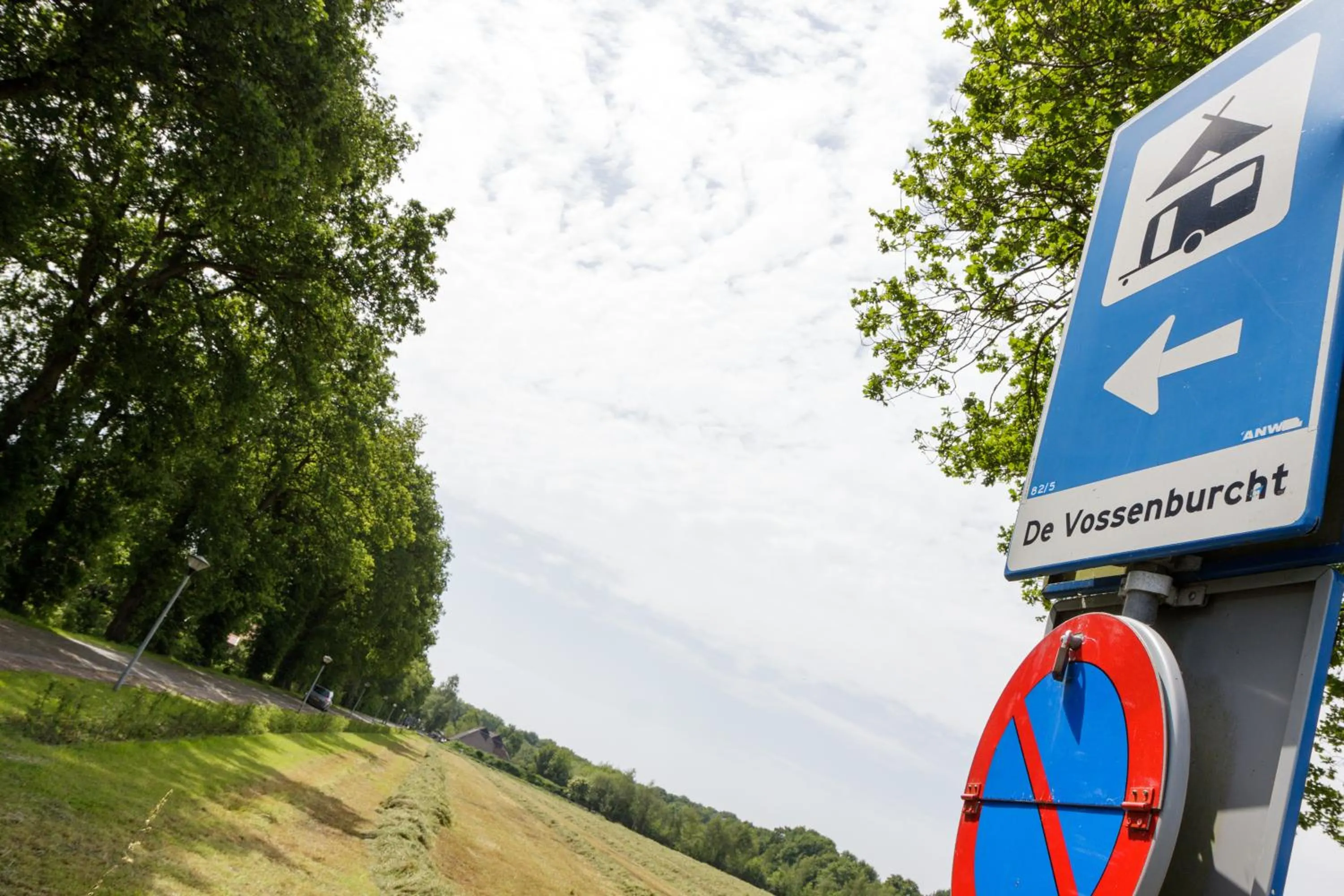 Cycling in Familiecamping De Vossenburcht