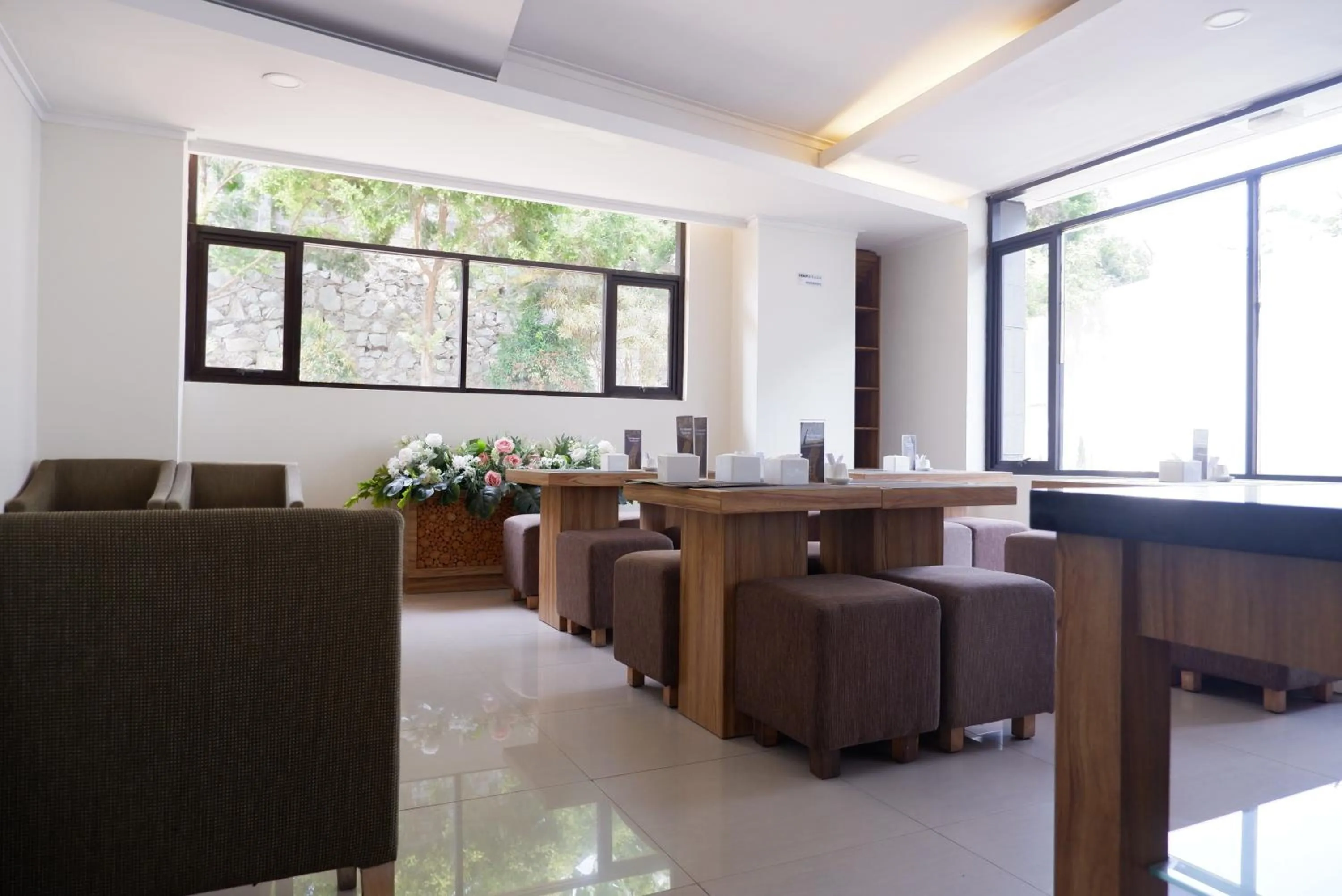 Breakfast in Point C Hotel