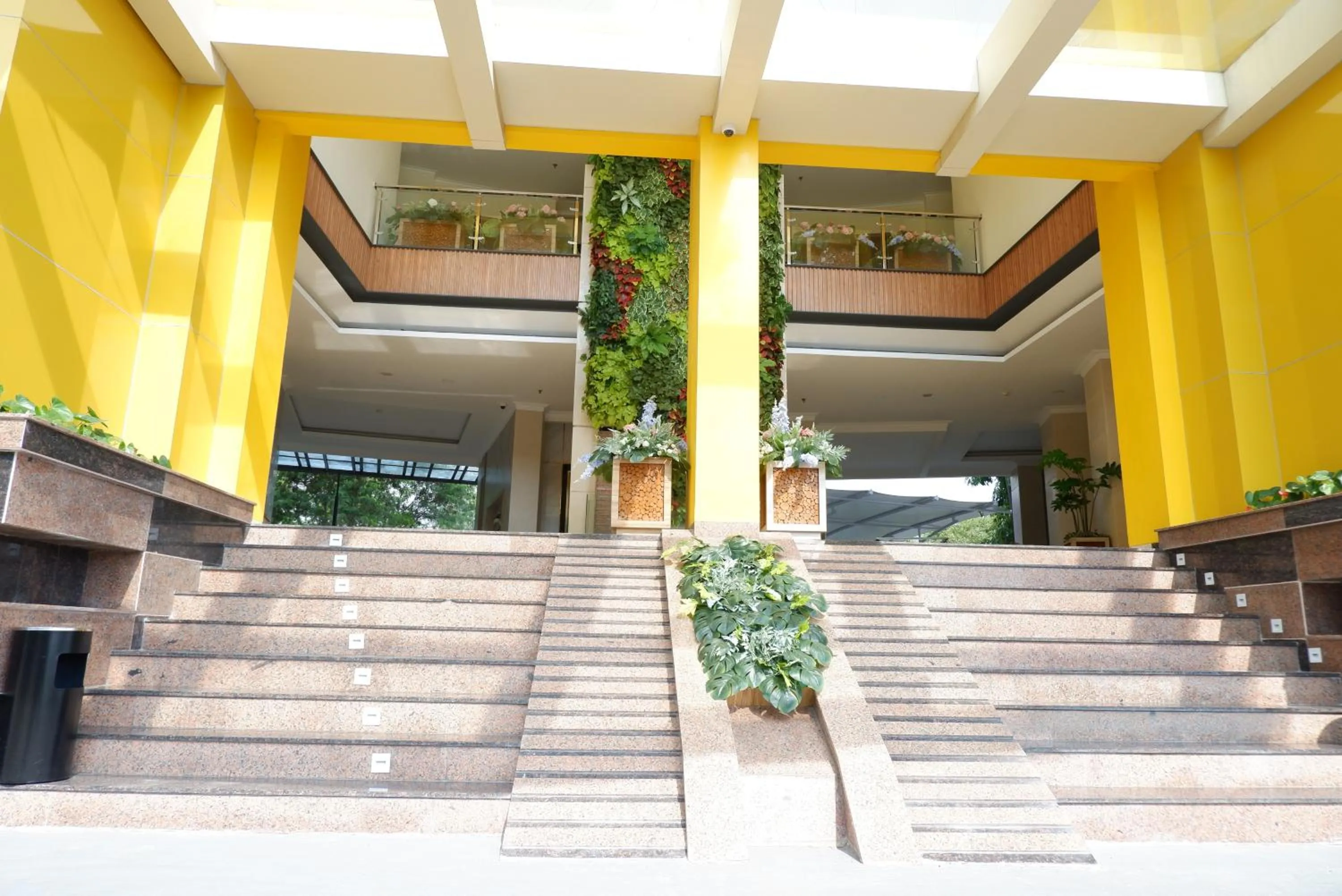 Facade/entrance in Point C Hotel