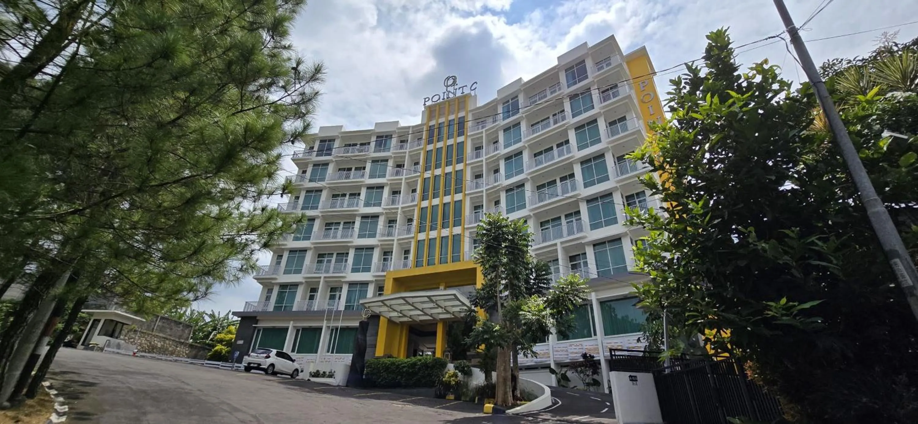 Point C Hotel
