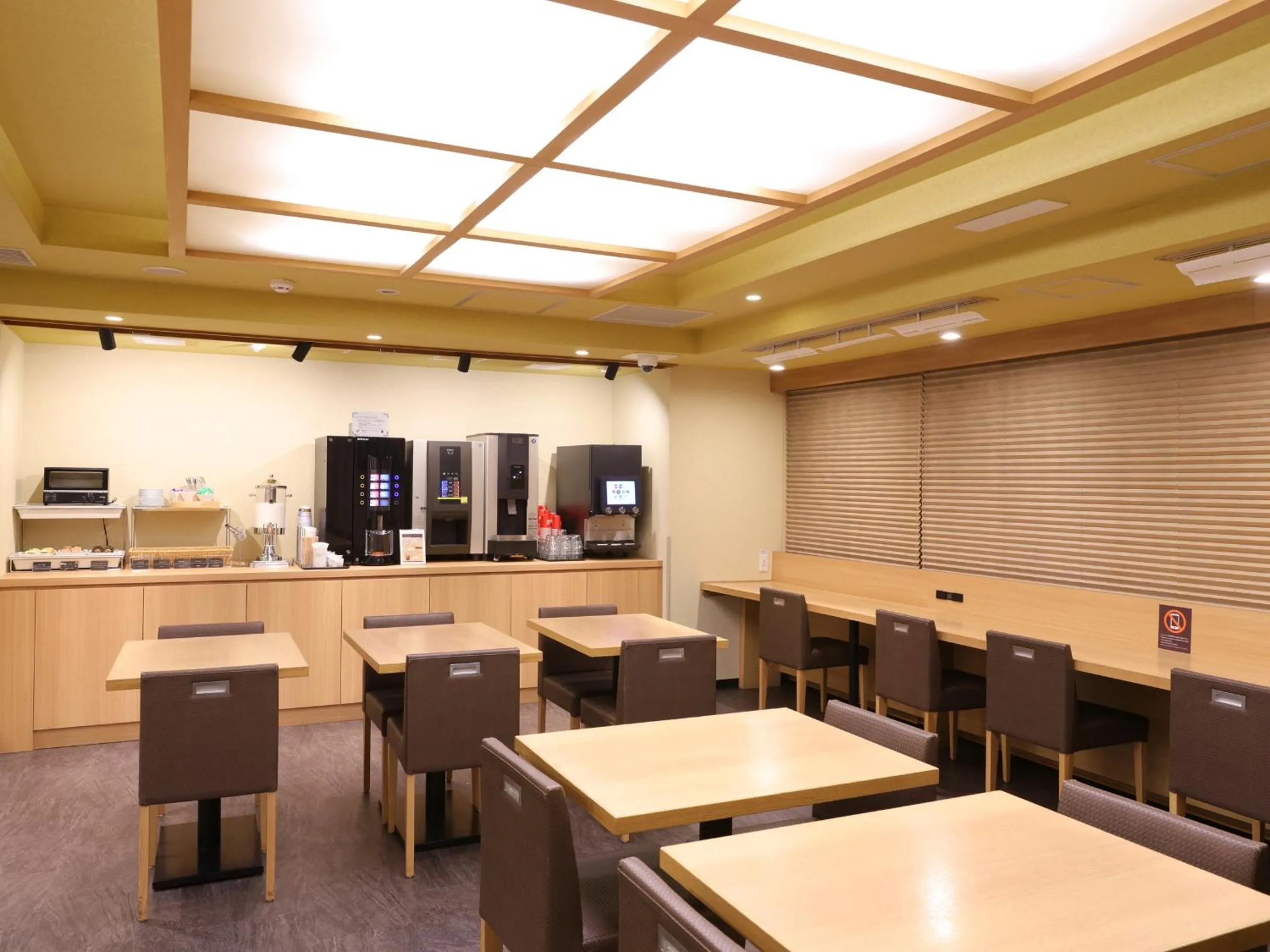 Restaurant/places to eat in Dormy Inn Ueno Okachimachi