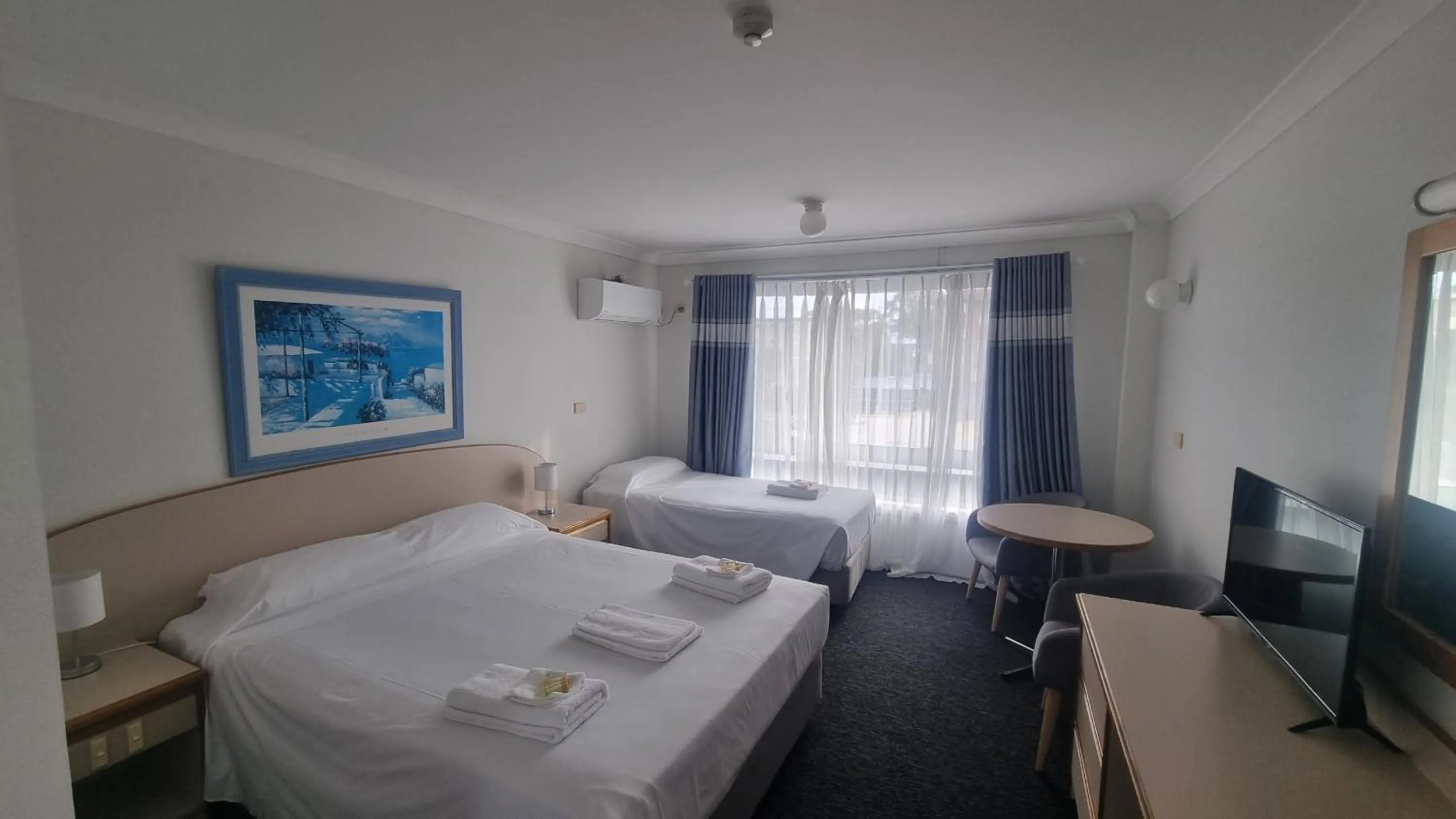 Bed in Forstay Motel