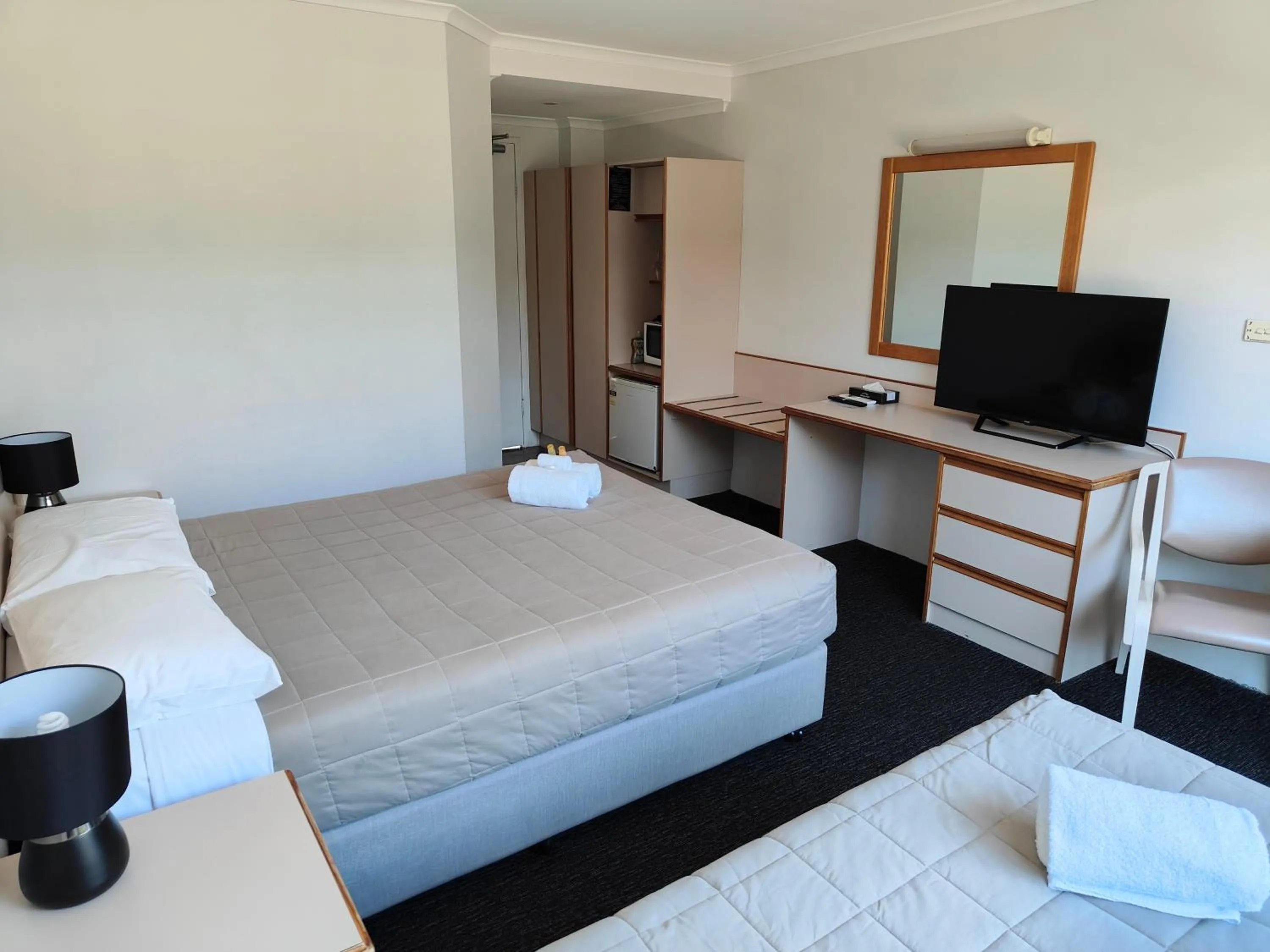 Bed in Forstay Motel