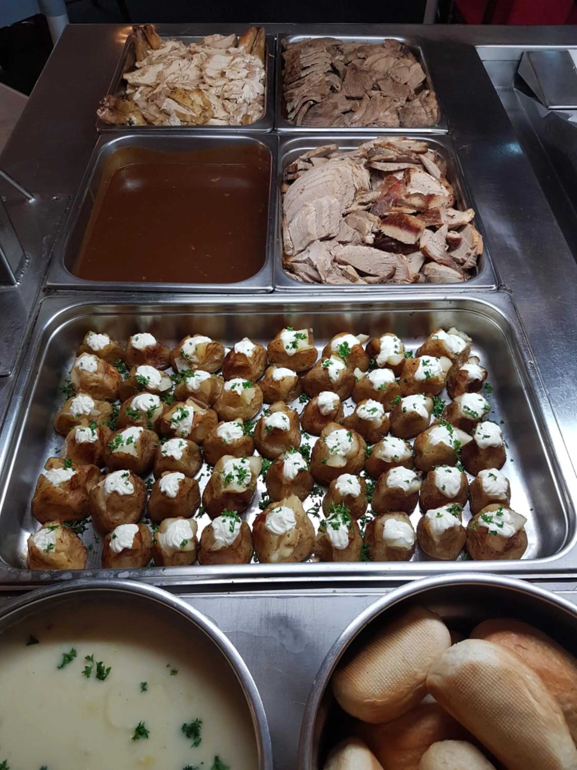 Restaurant/places to eat in Carnarvon Gateway Motel