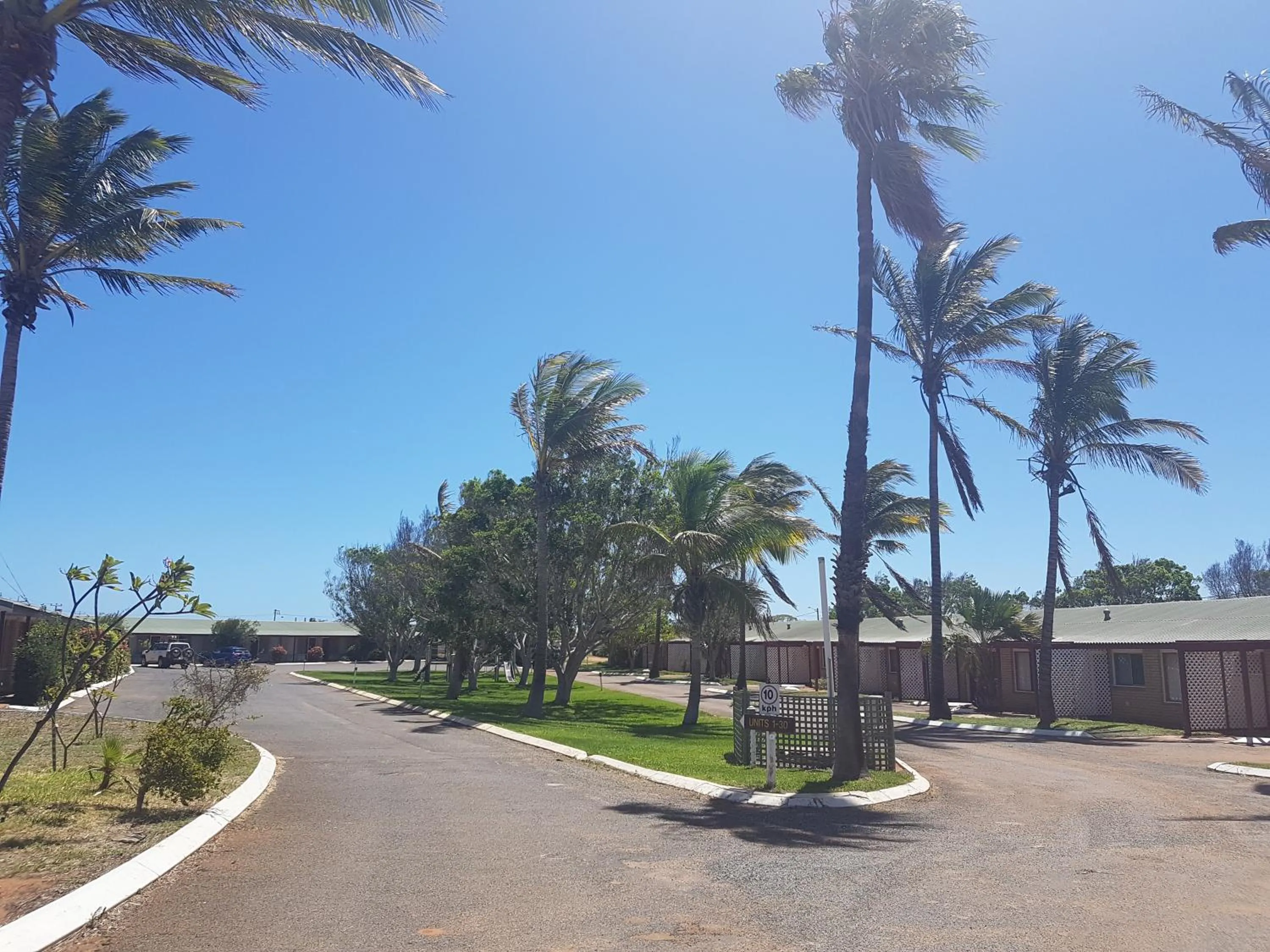 Garden in Carnarvon Gateway Motel