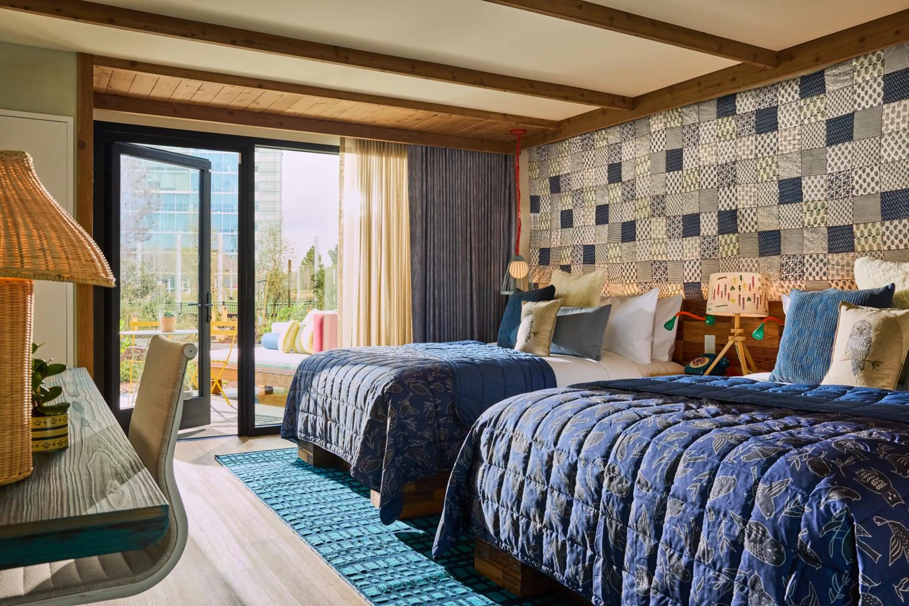 Bedroom, Bed in Treehouse Hotel Silicon Valley