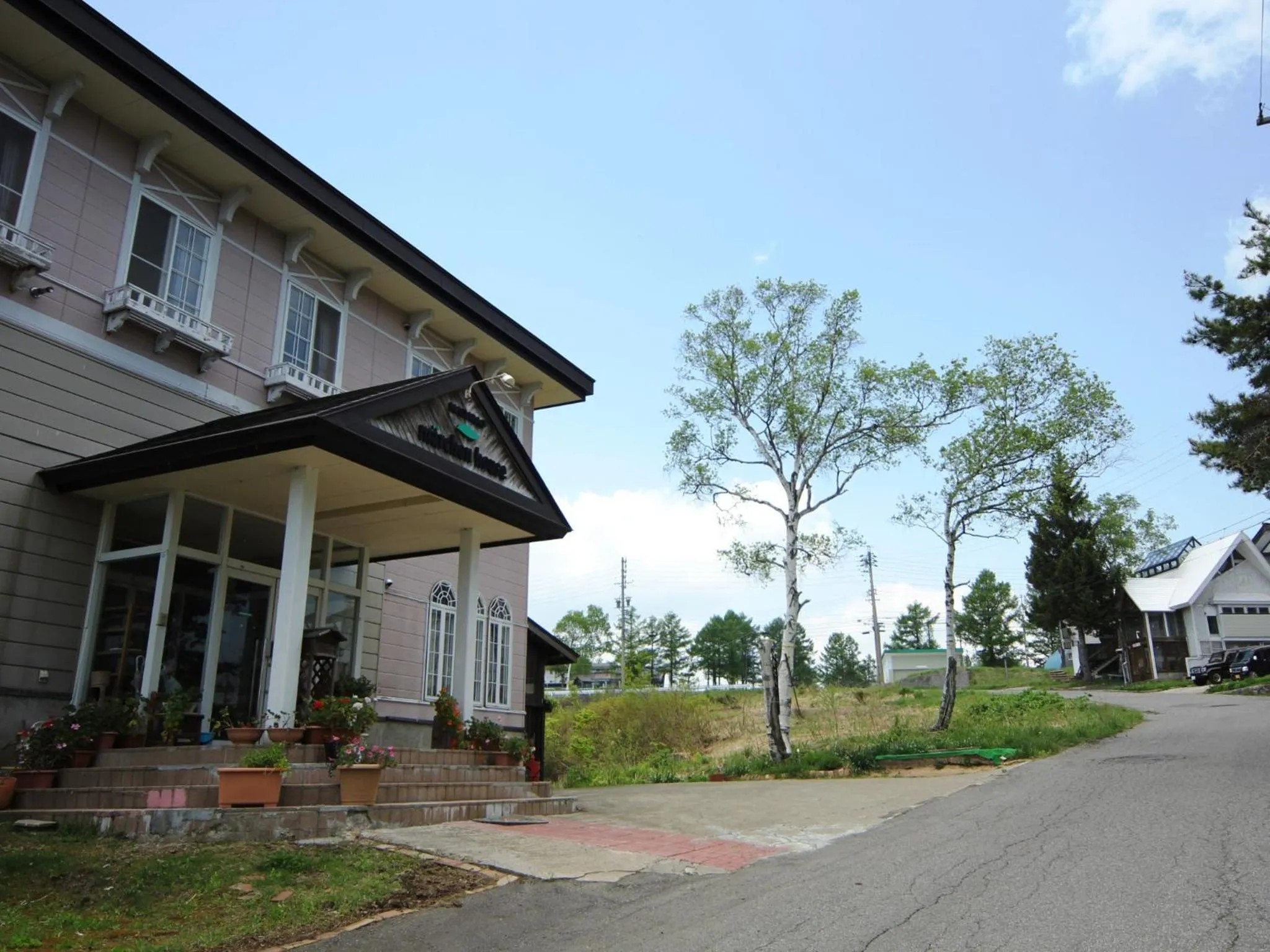 Facade/entrance in Marchen House Madarao