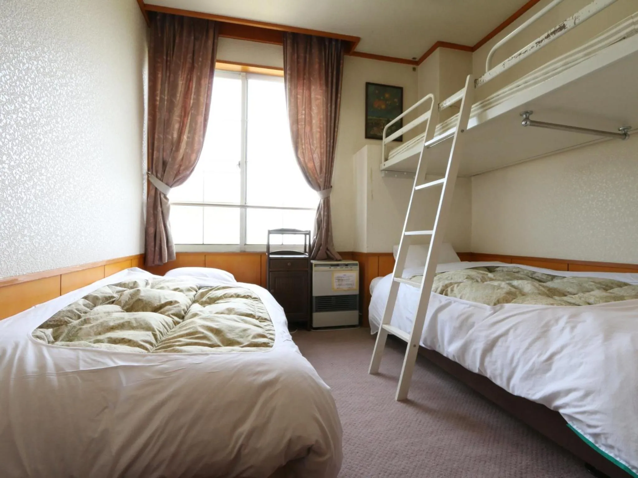 Photo of the whole room in Marchen House Madarao