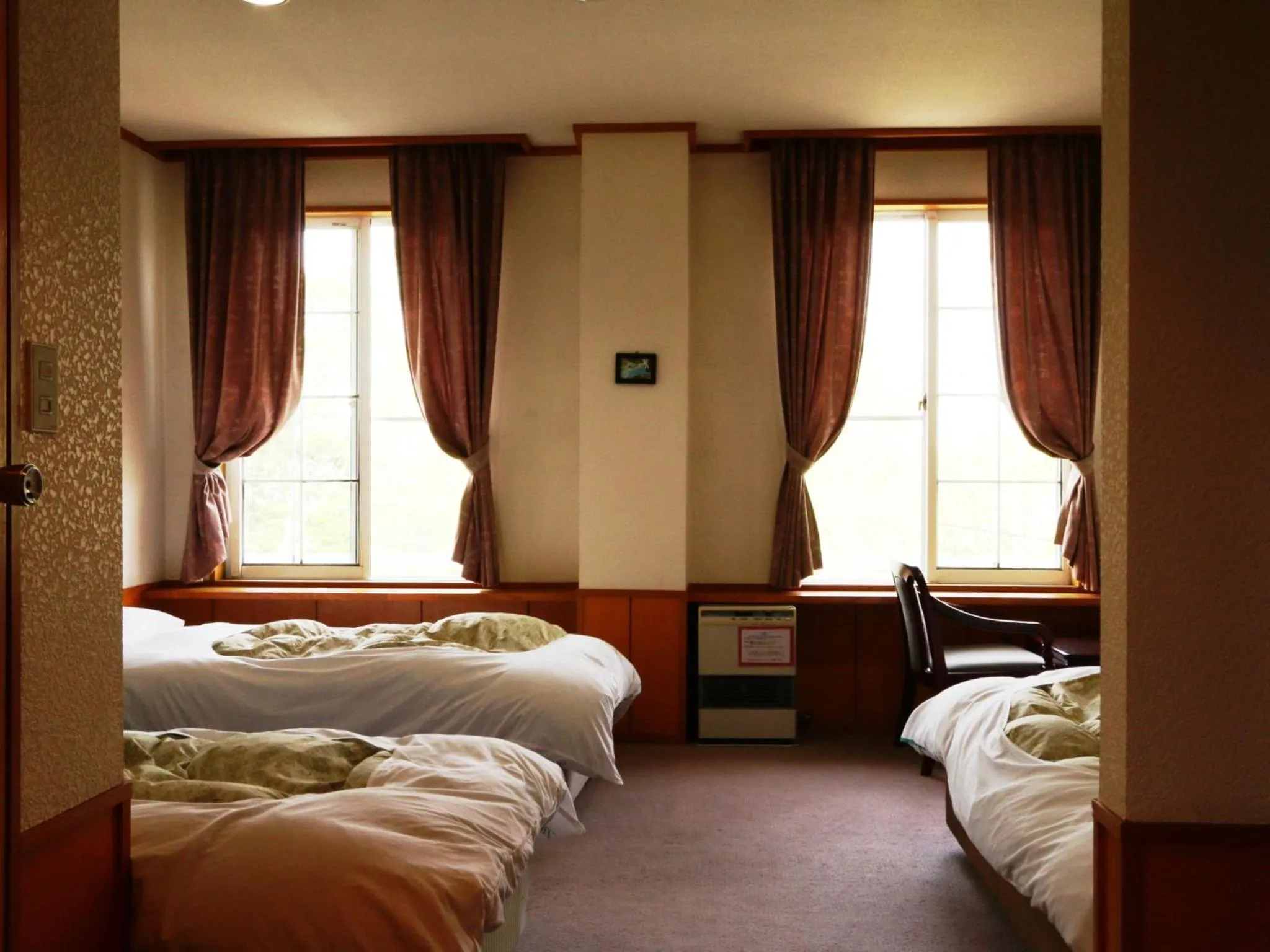 Photo of the whole room in Marchen House Madarao