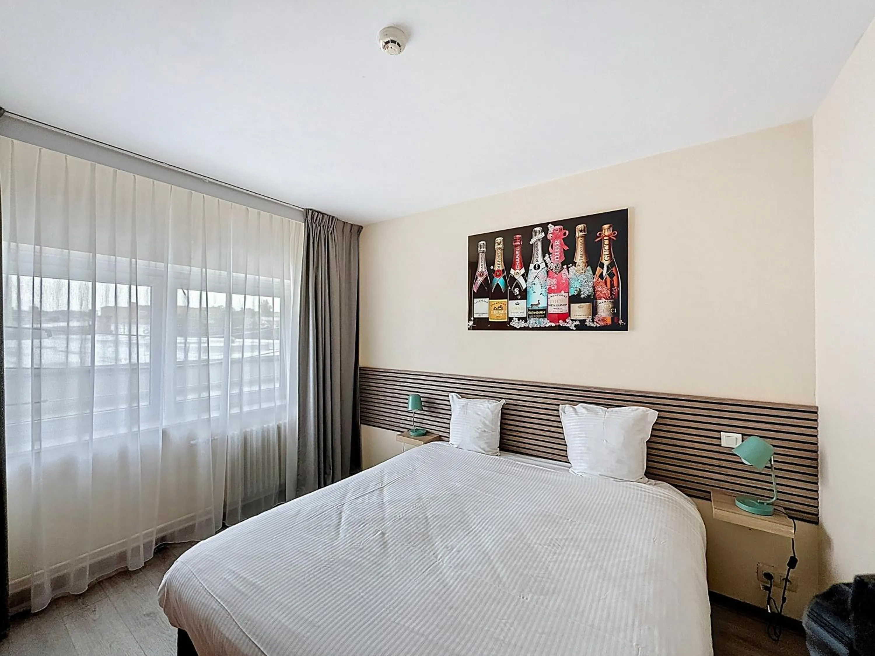 Bed in Slina Hotel Brussels