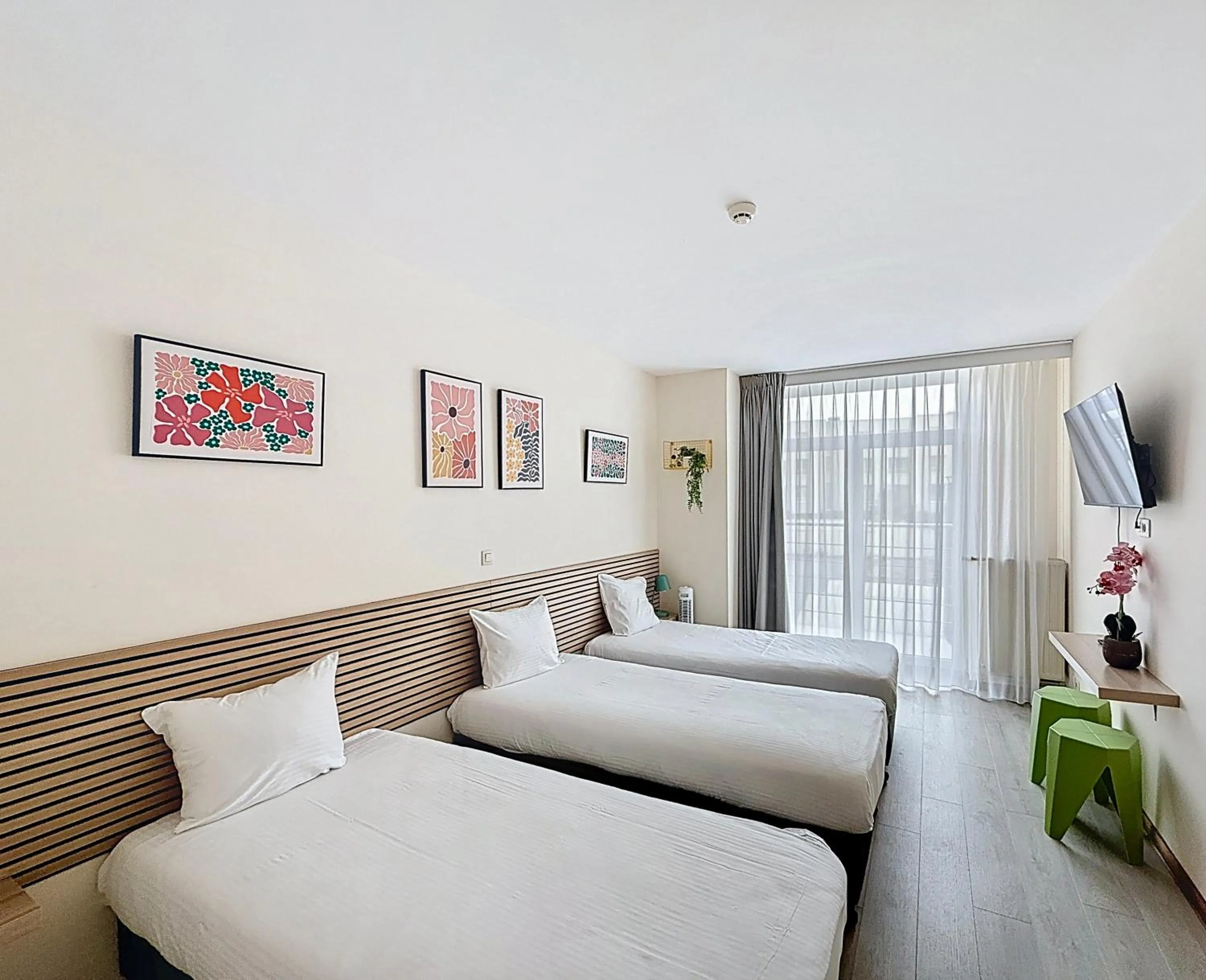 Bed in Slina Hotel Brussels