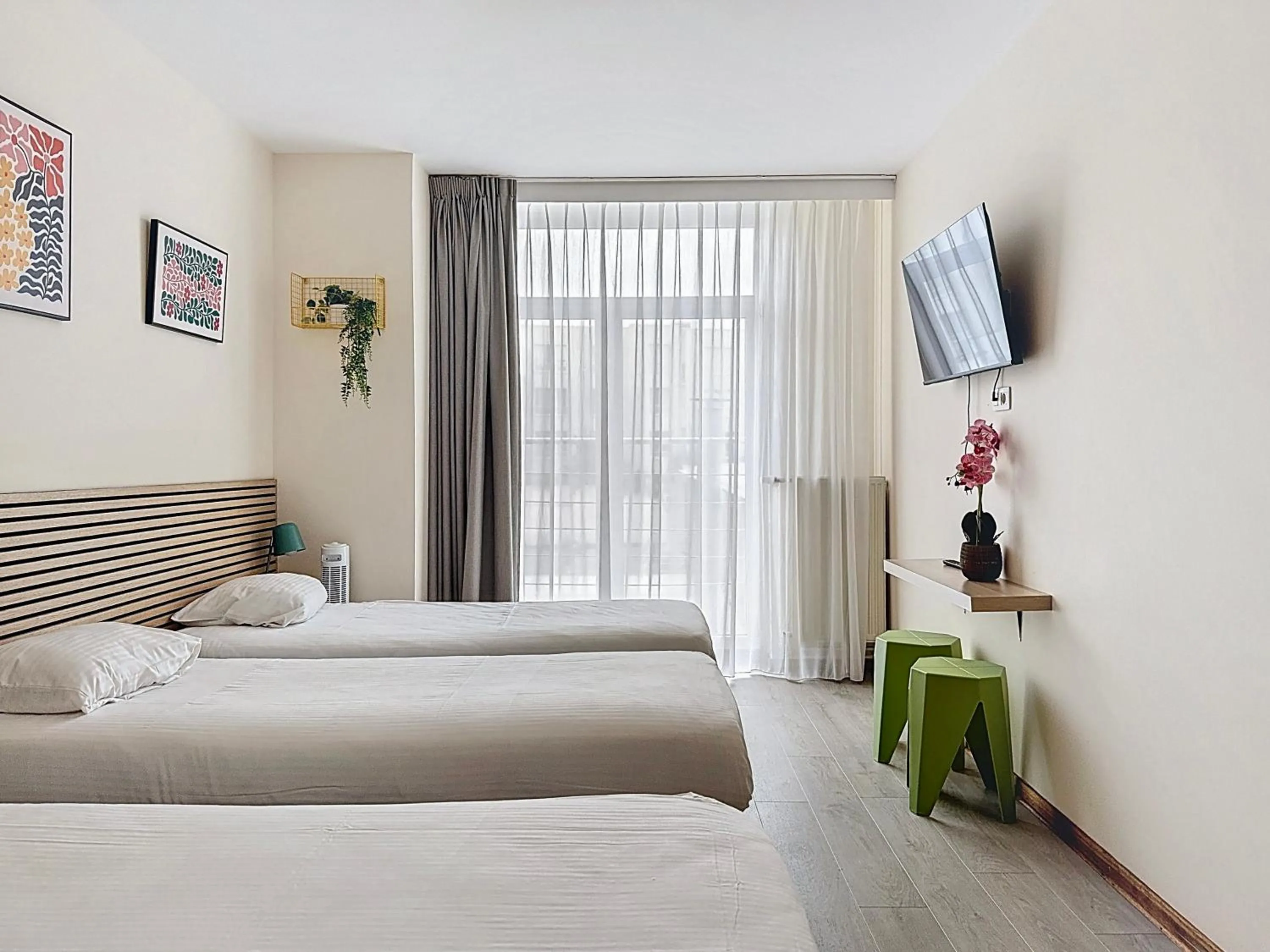 Bed in Slina Hotel Brussels