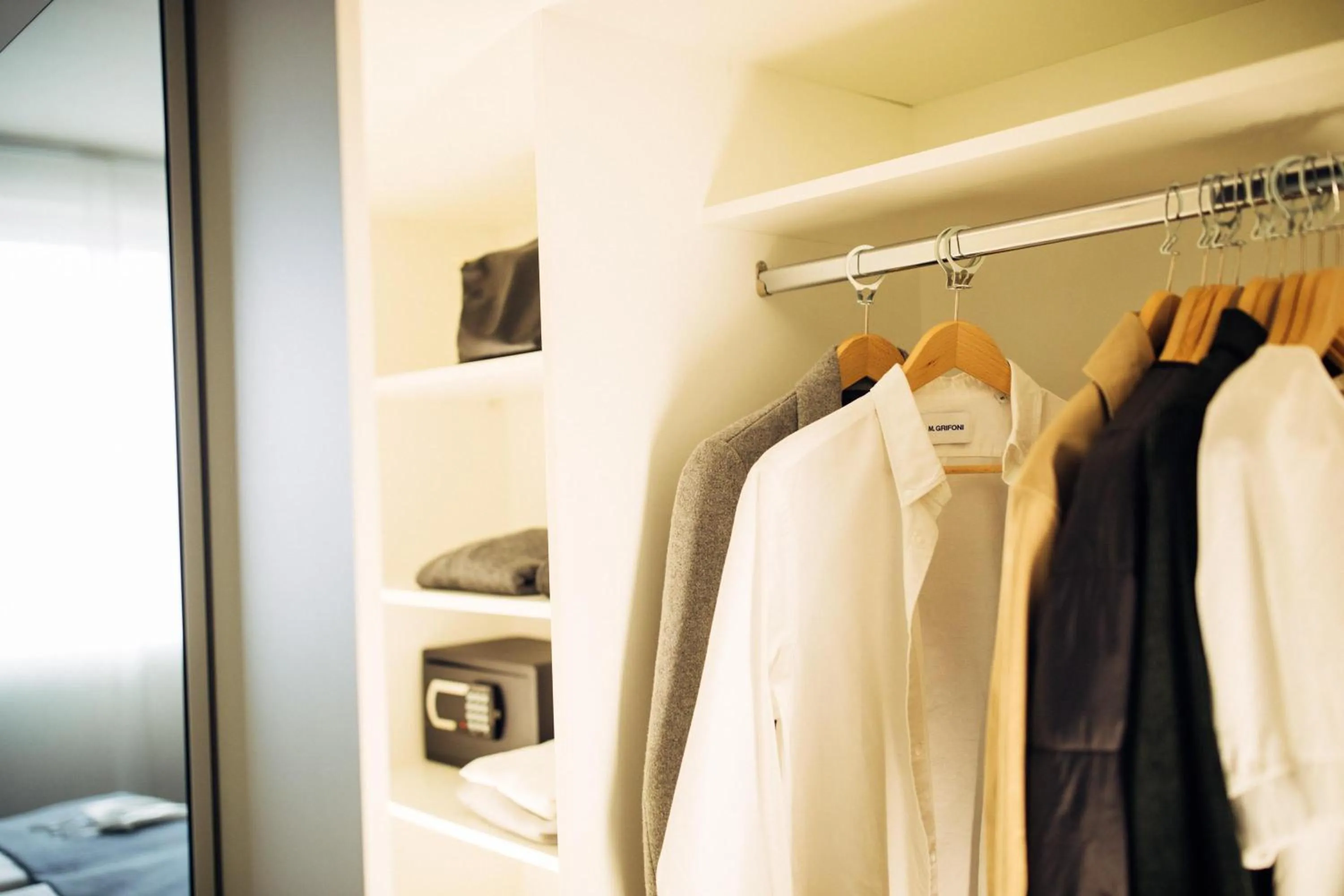 Photo of the whole room in harry's home München hotel & apartments