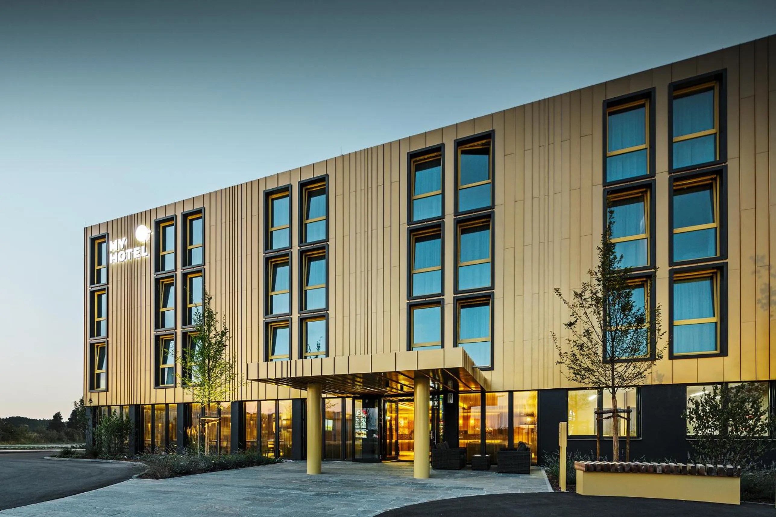 Property building in MYHOTEL München Olching