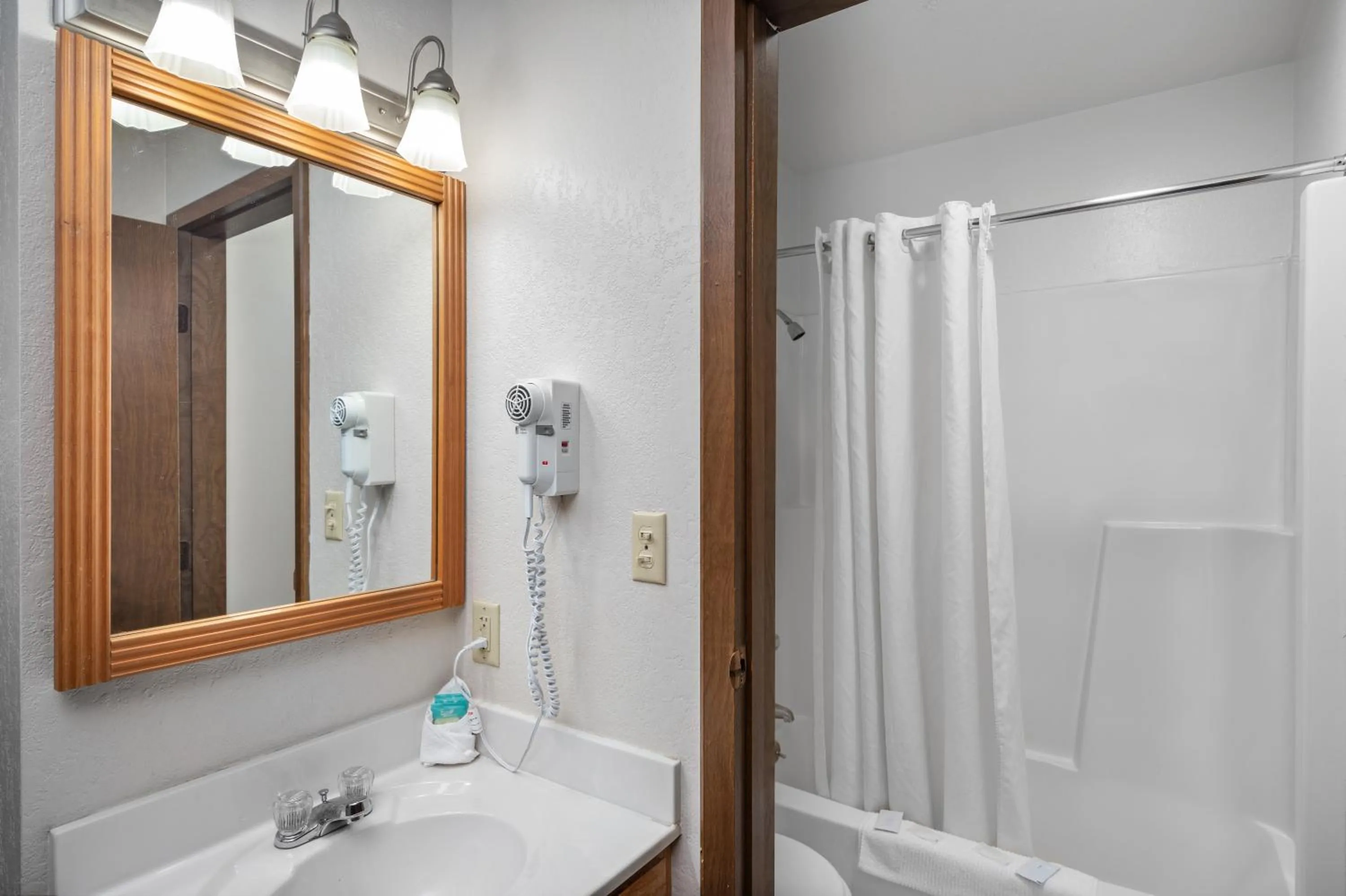 Bathroom in StayInn Grand Forks