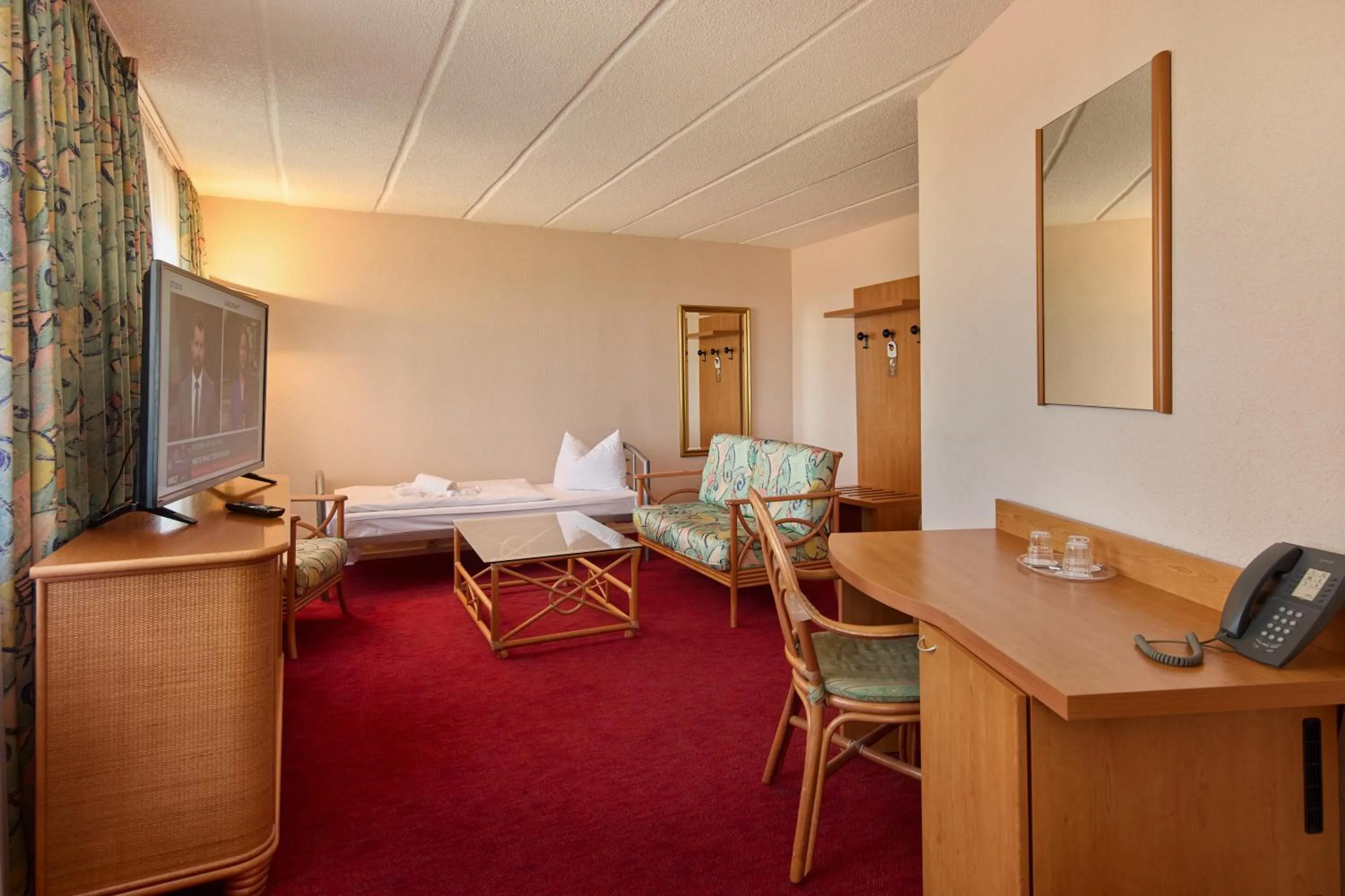 TRIP INN Axxon Hotel