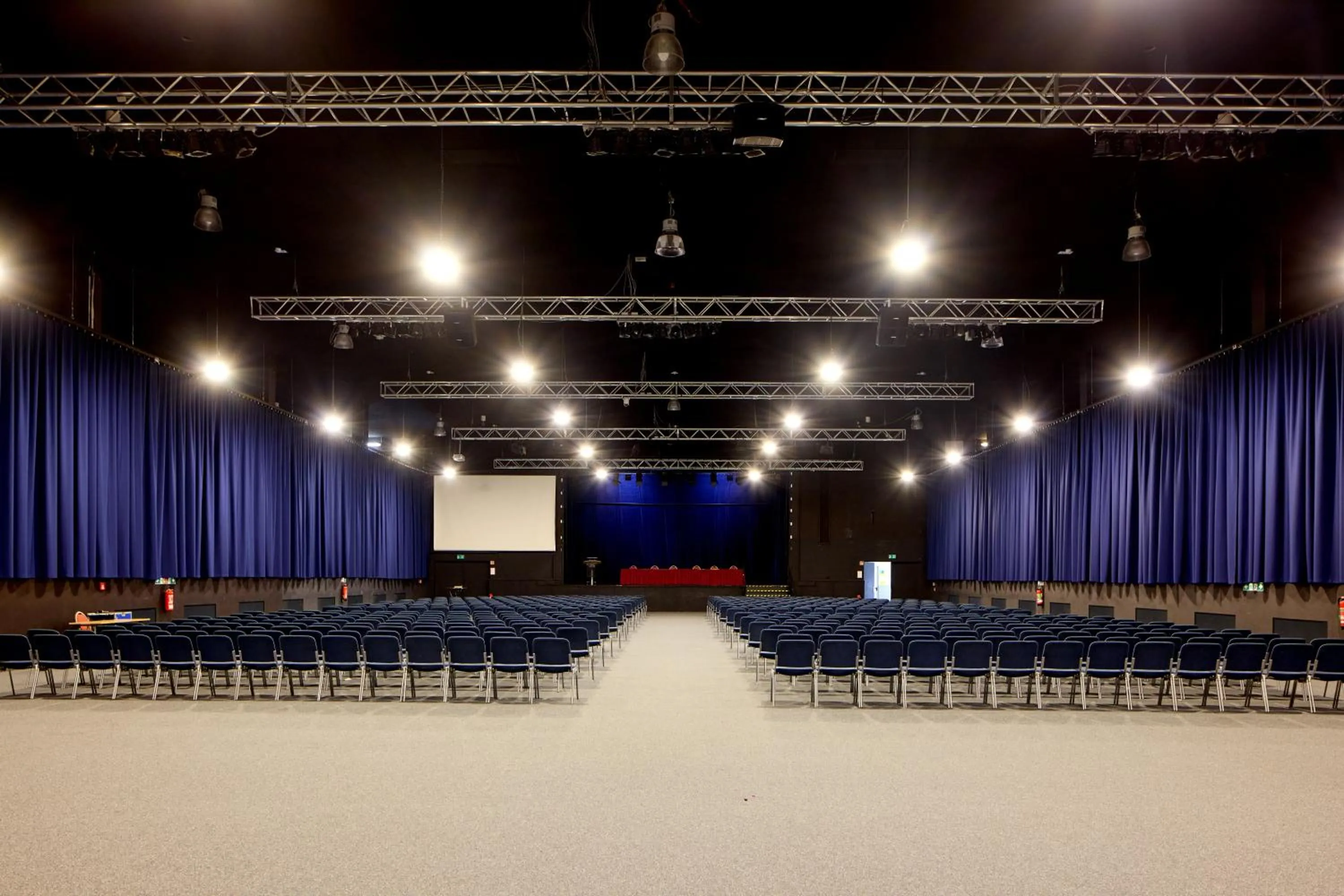 TRIP INN Axxon Hotel