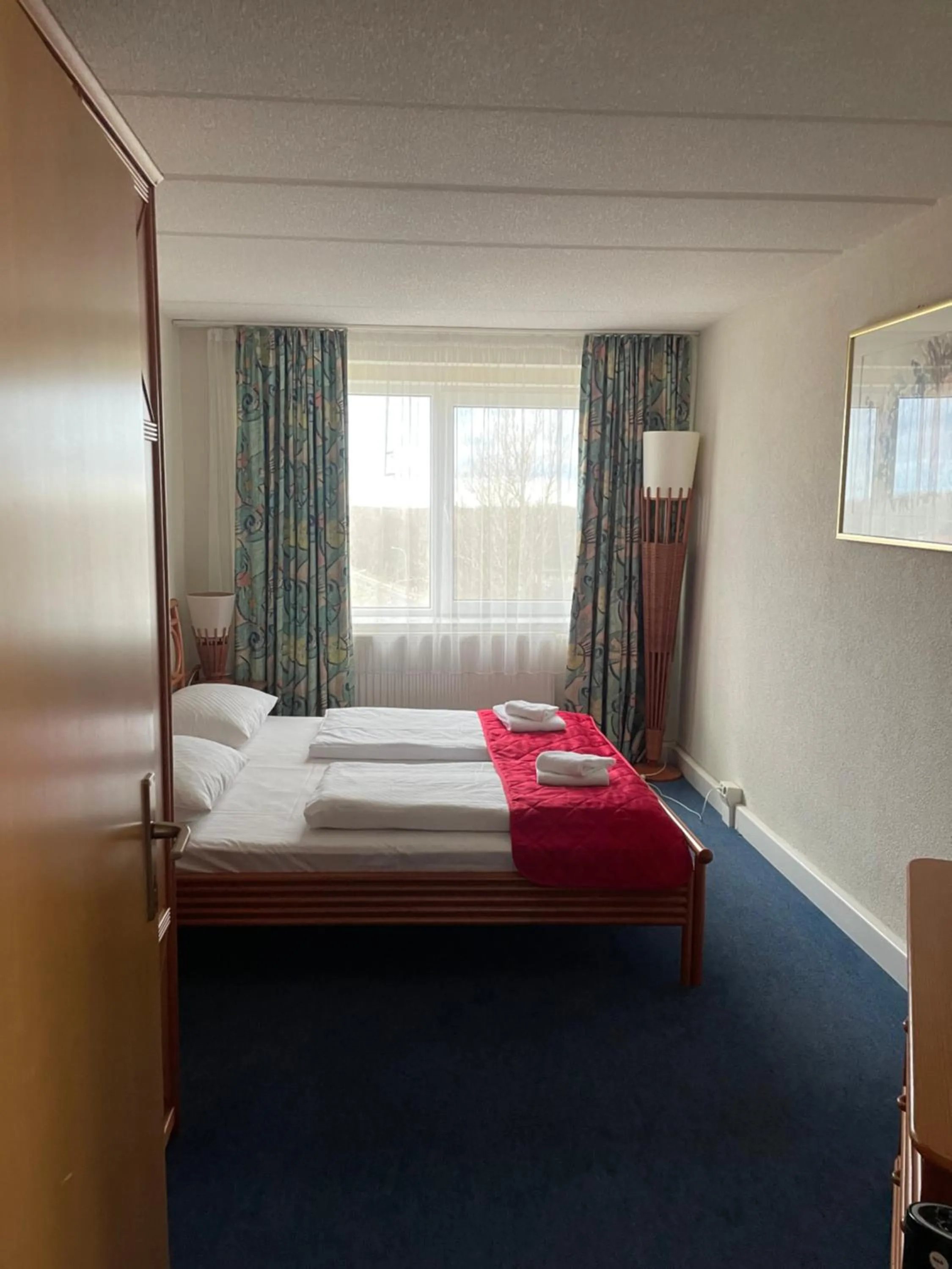 Bed in TRIP INN Axxon Hotel