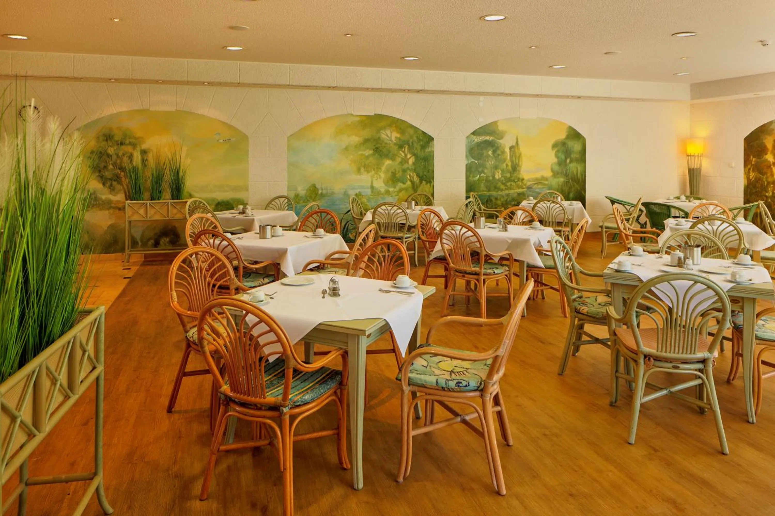 Breakfast in TRIP INN Axxon Hotel