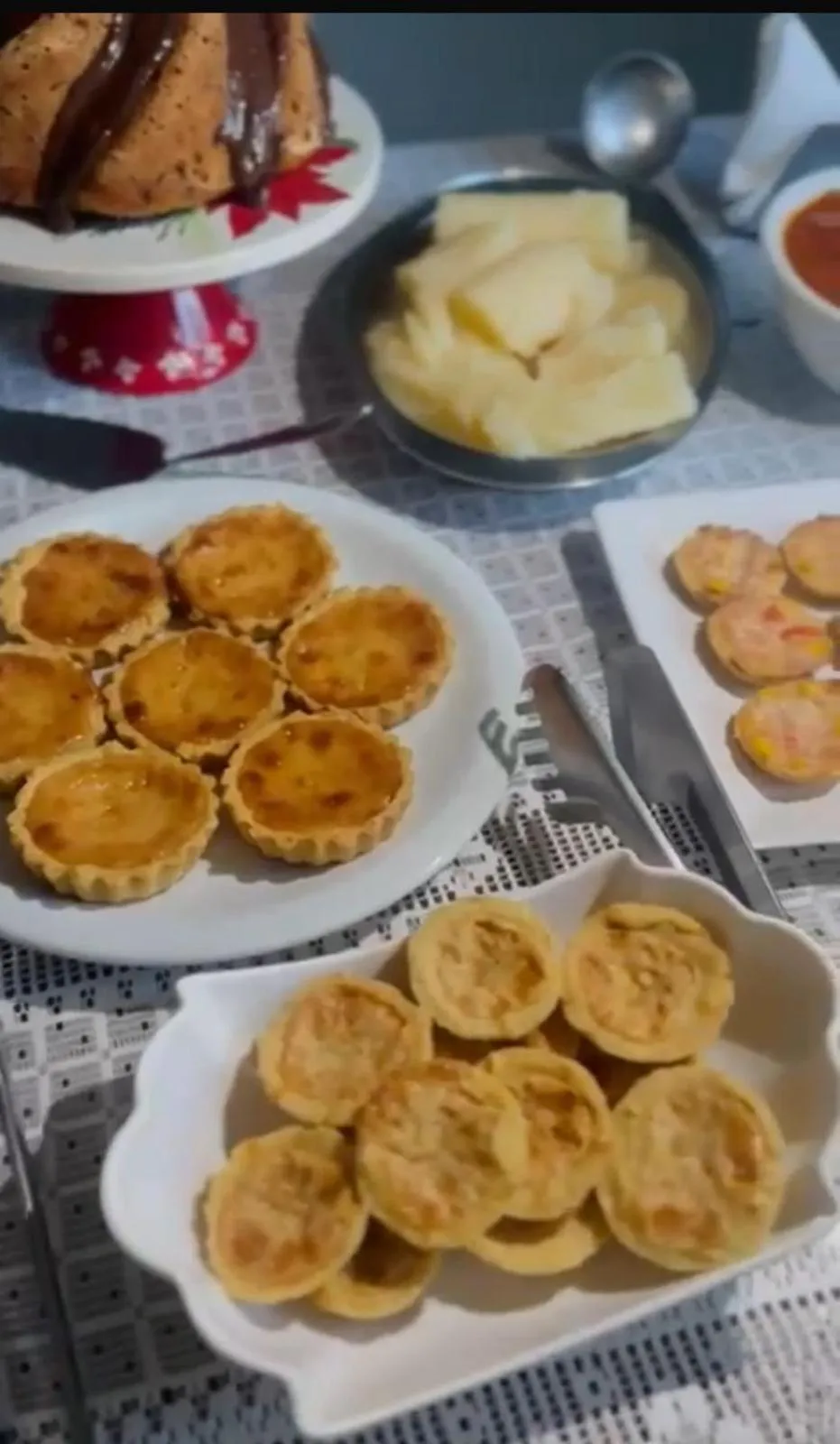 Buffet breakfast in Pousada do Golfinho Fernando de Noronha