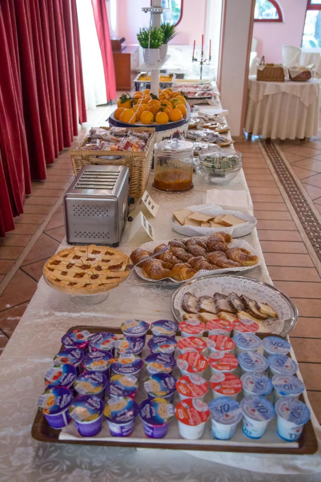 Food in Assinos Palace Hotel