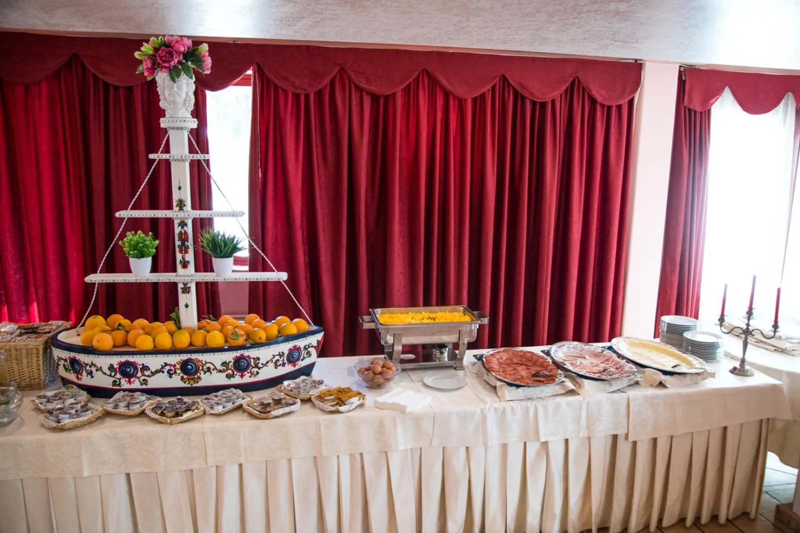 Food in Assinos Palace Hotel