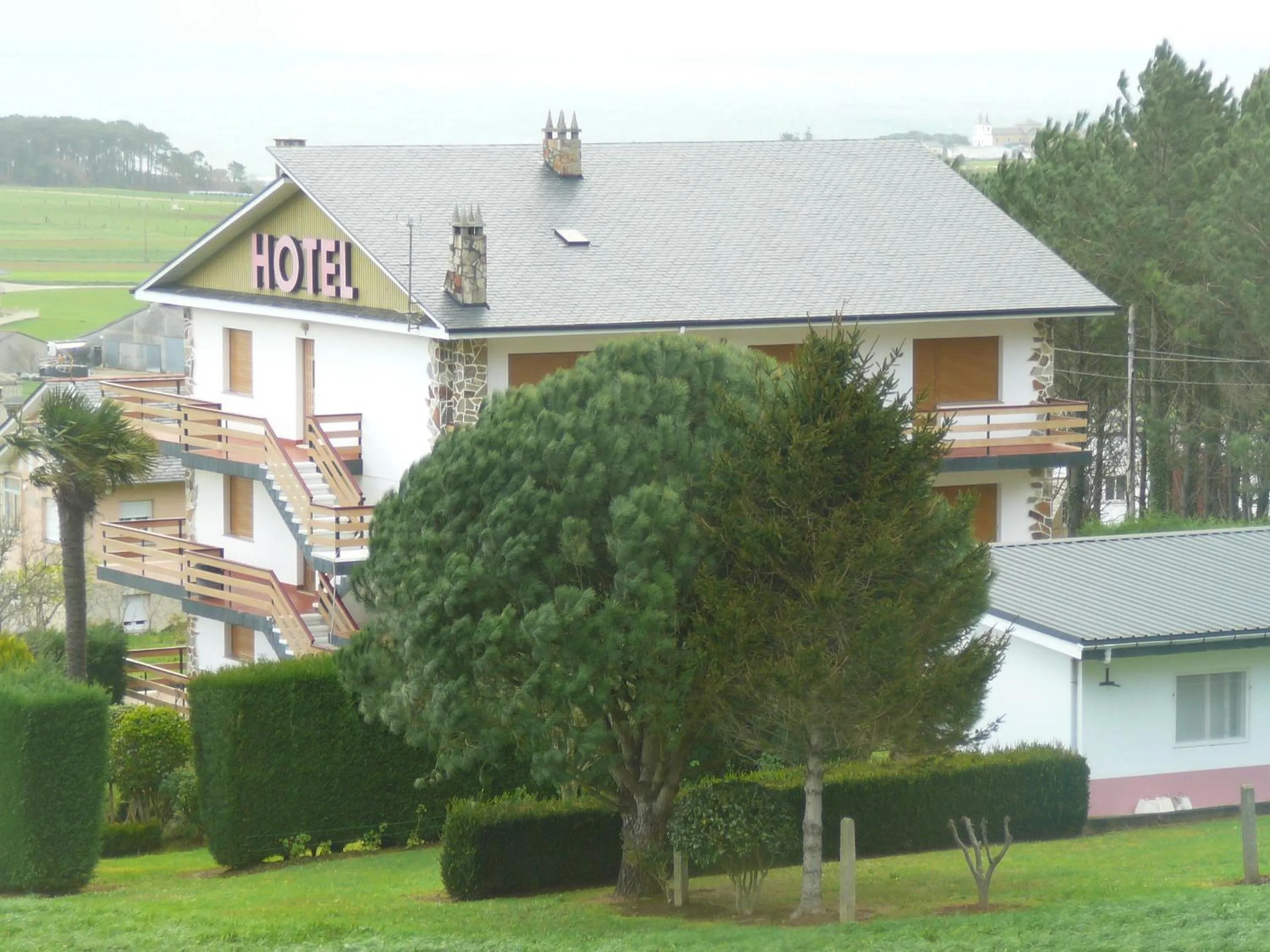 Facade/entrance in Hotel el Pinar