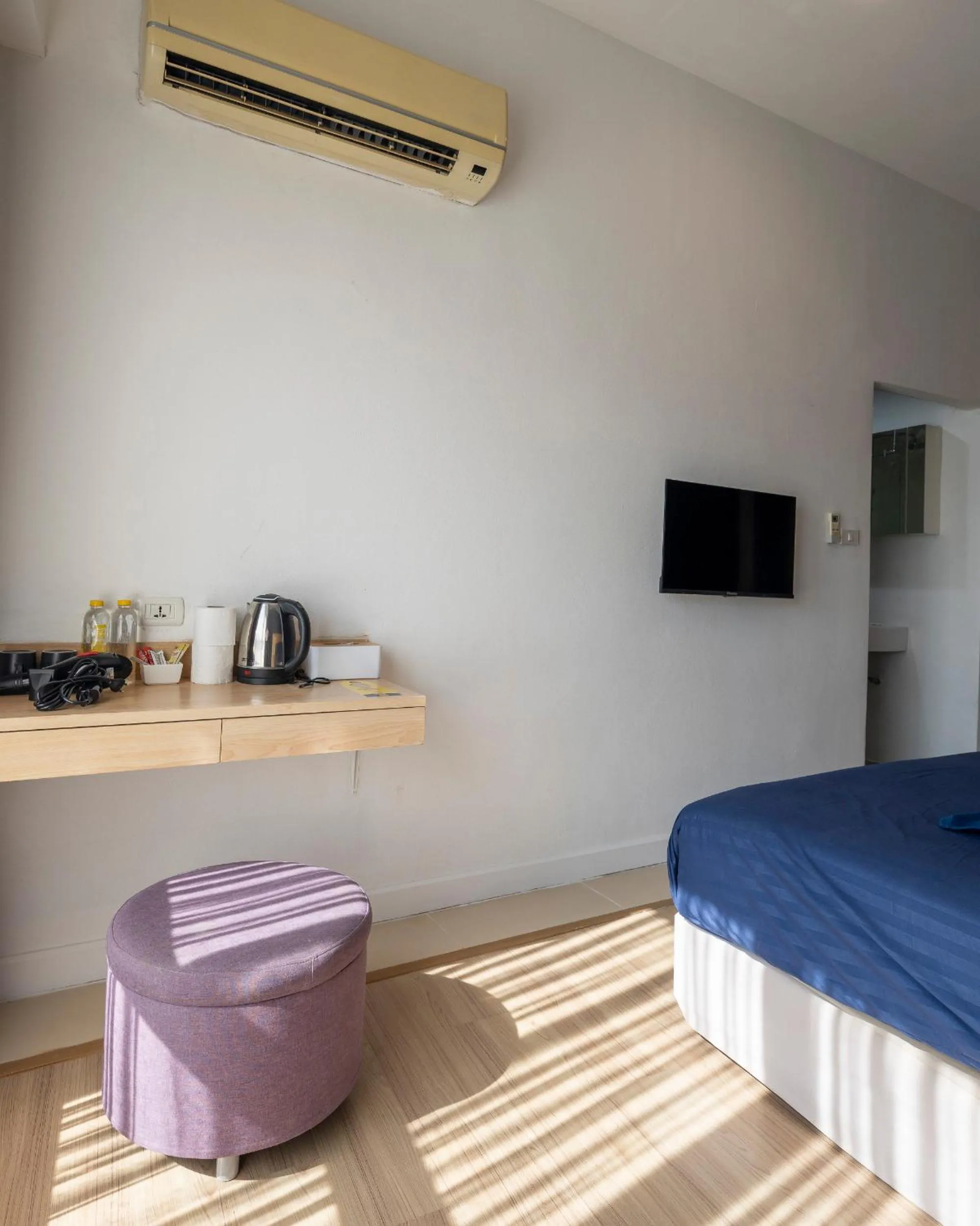 hair dryier, Bed in GP House Express Sukhumvit 81