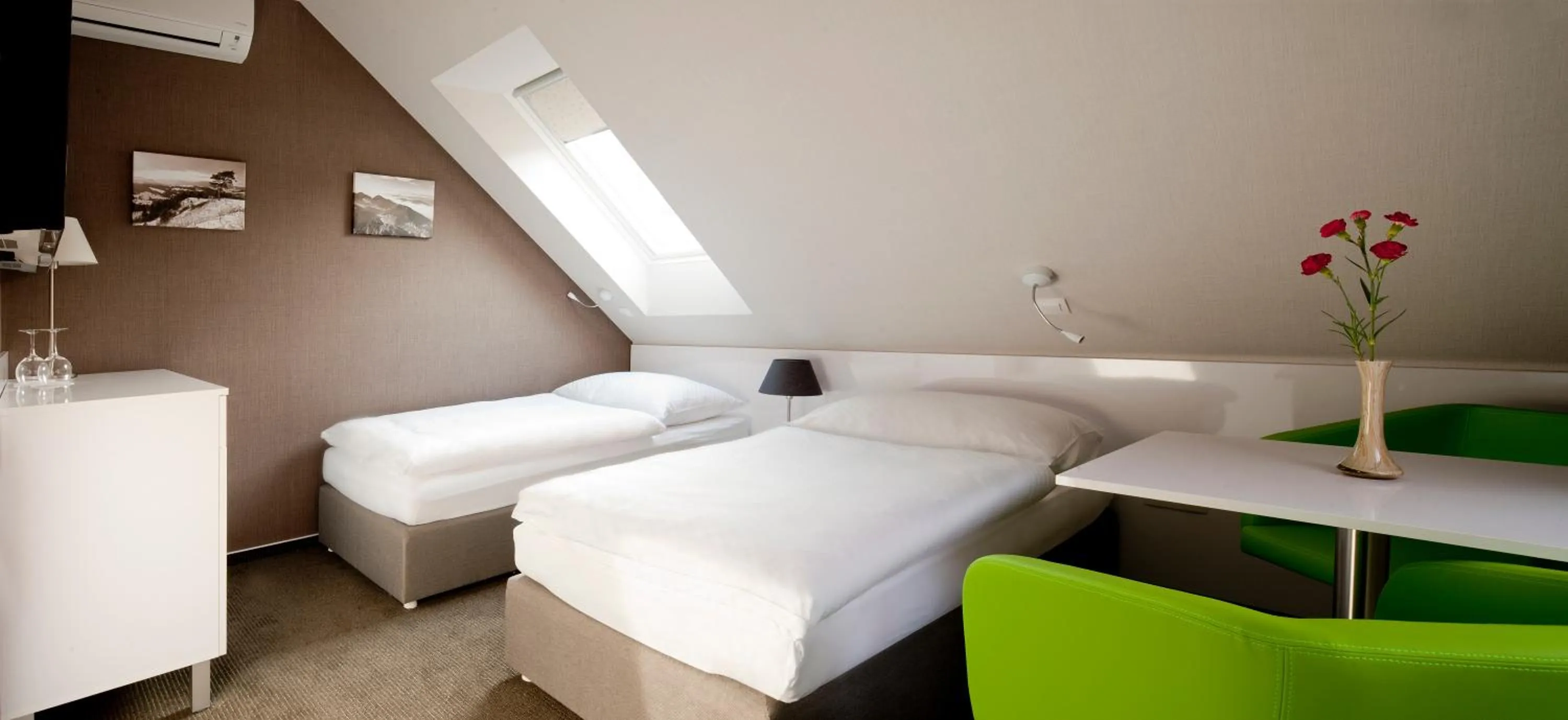 Bedroom, Bed in Top Penzión Marína