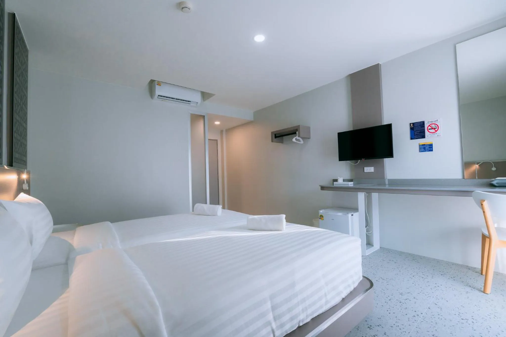 Bedroom, Bed in One Budget Hotel Chiangrai Bypass-East