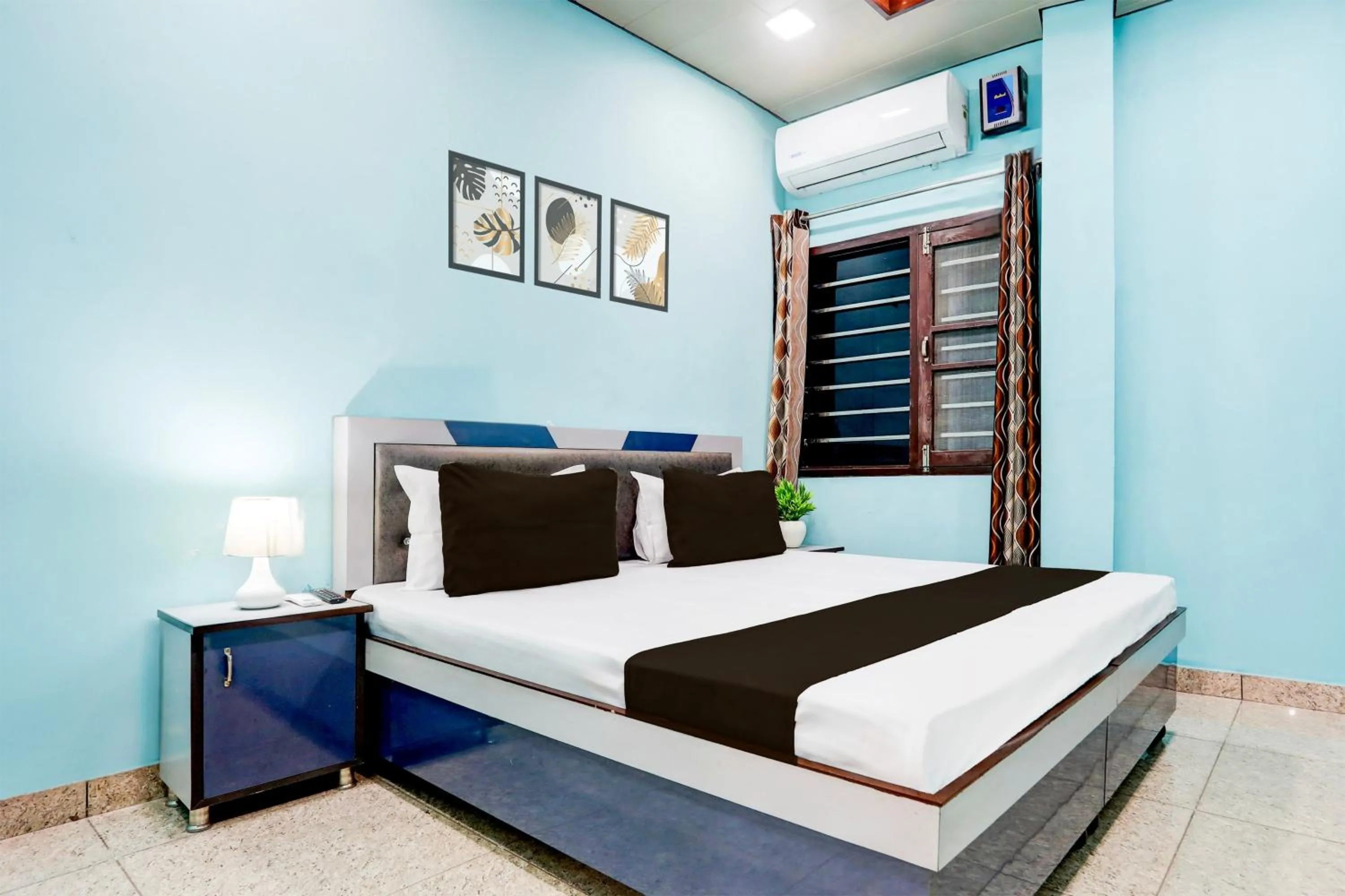 Bedroom, Bed in Hotel O Shiv Sai Guest House