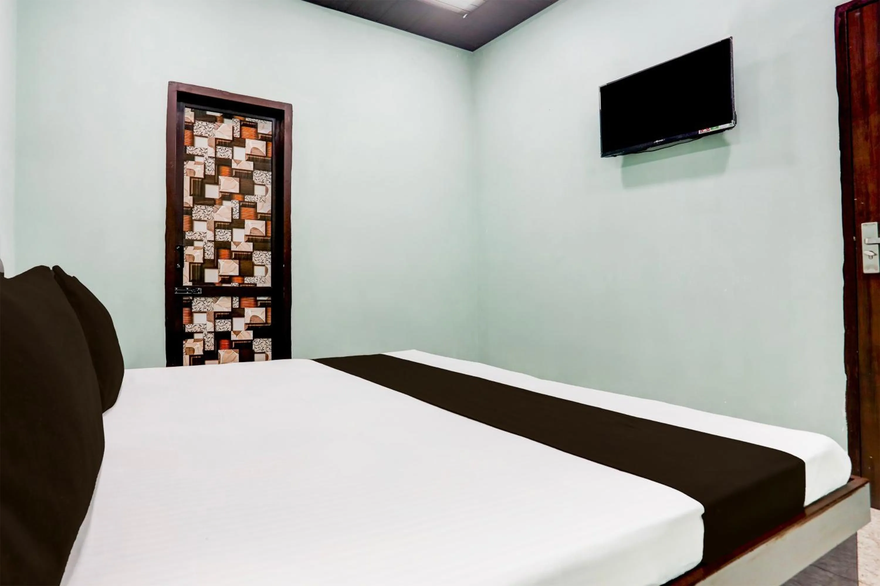Bedroom, Bed in Hotel O Shiv Sai Guest House