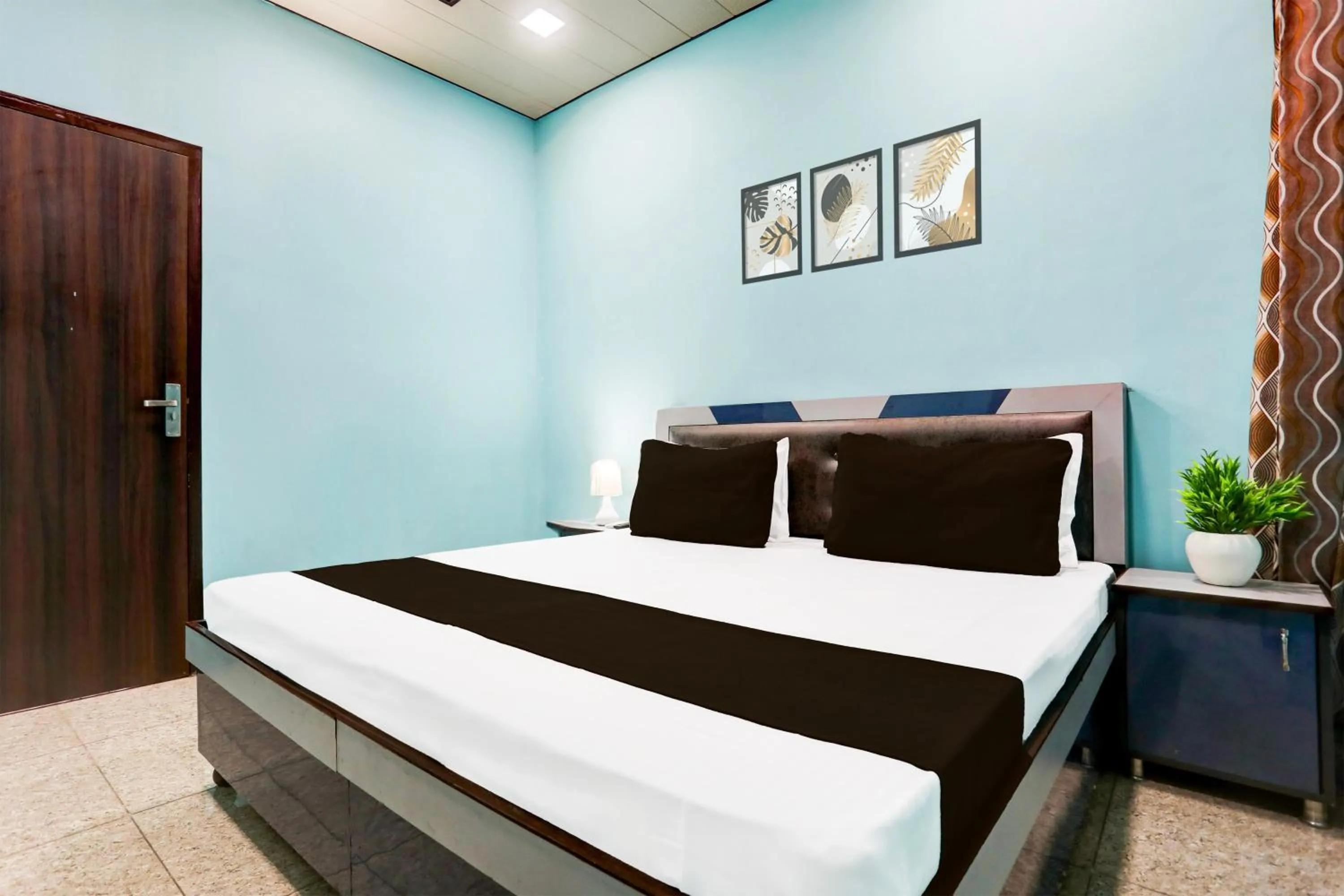 Bedroom, Bed in Hotel O Shiv Sai Guest House