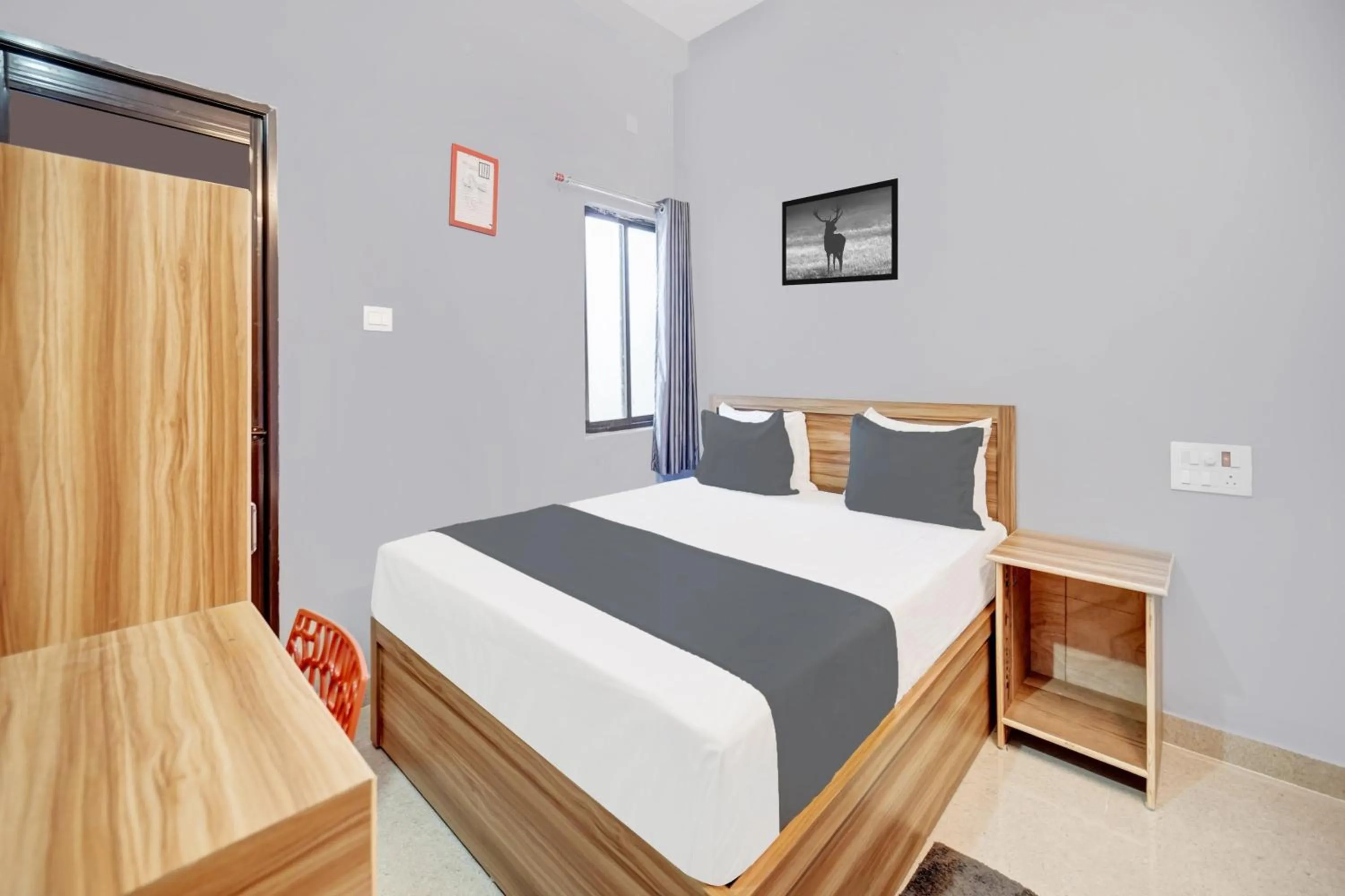 Bedroom, Bed in HOTEL O ROYAL GUEST HOUSE