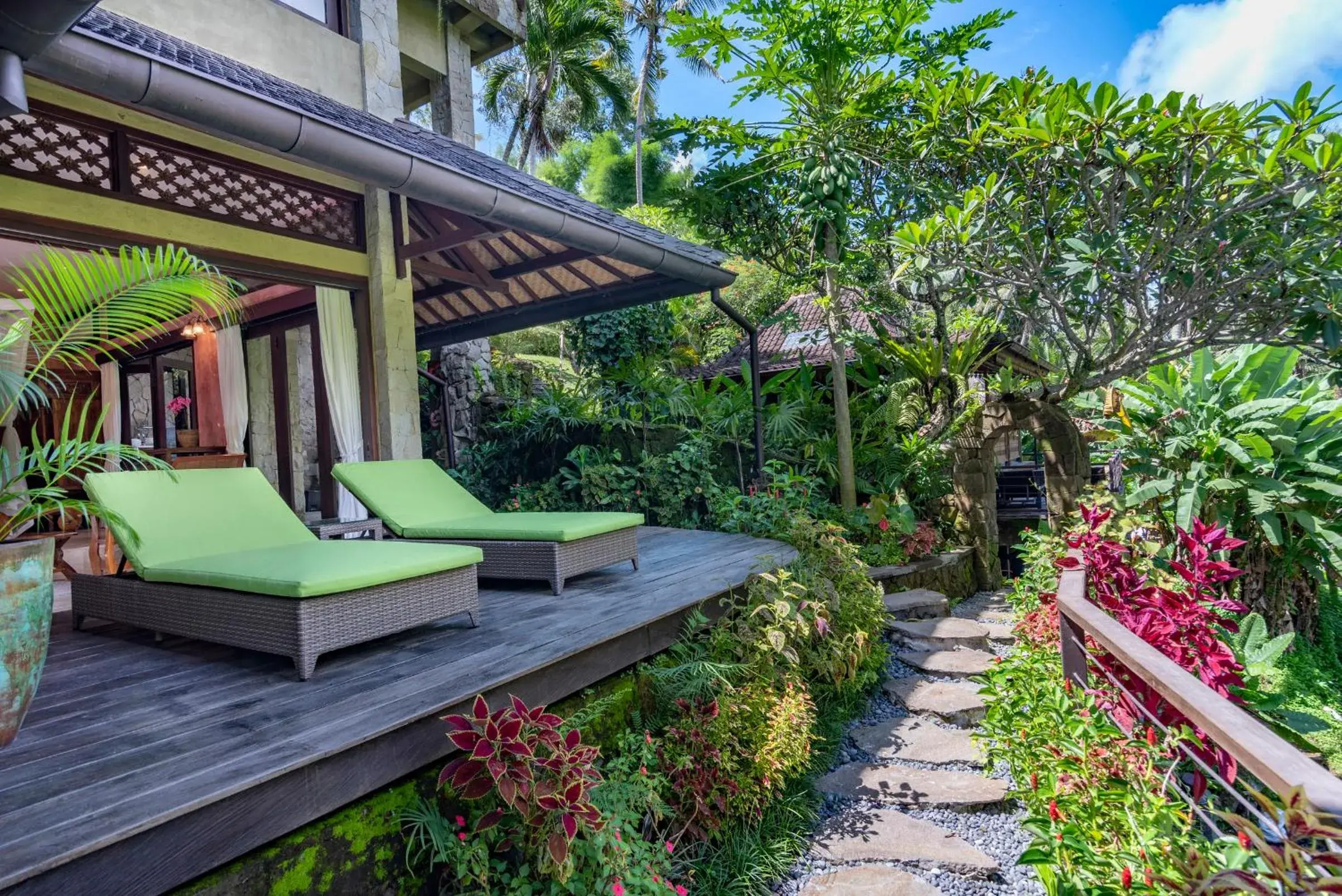 Suite with Terrace in Lumina Wellness Retreat Suite with Terrace in Lumina Wellness Retreat