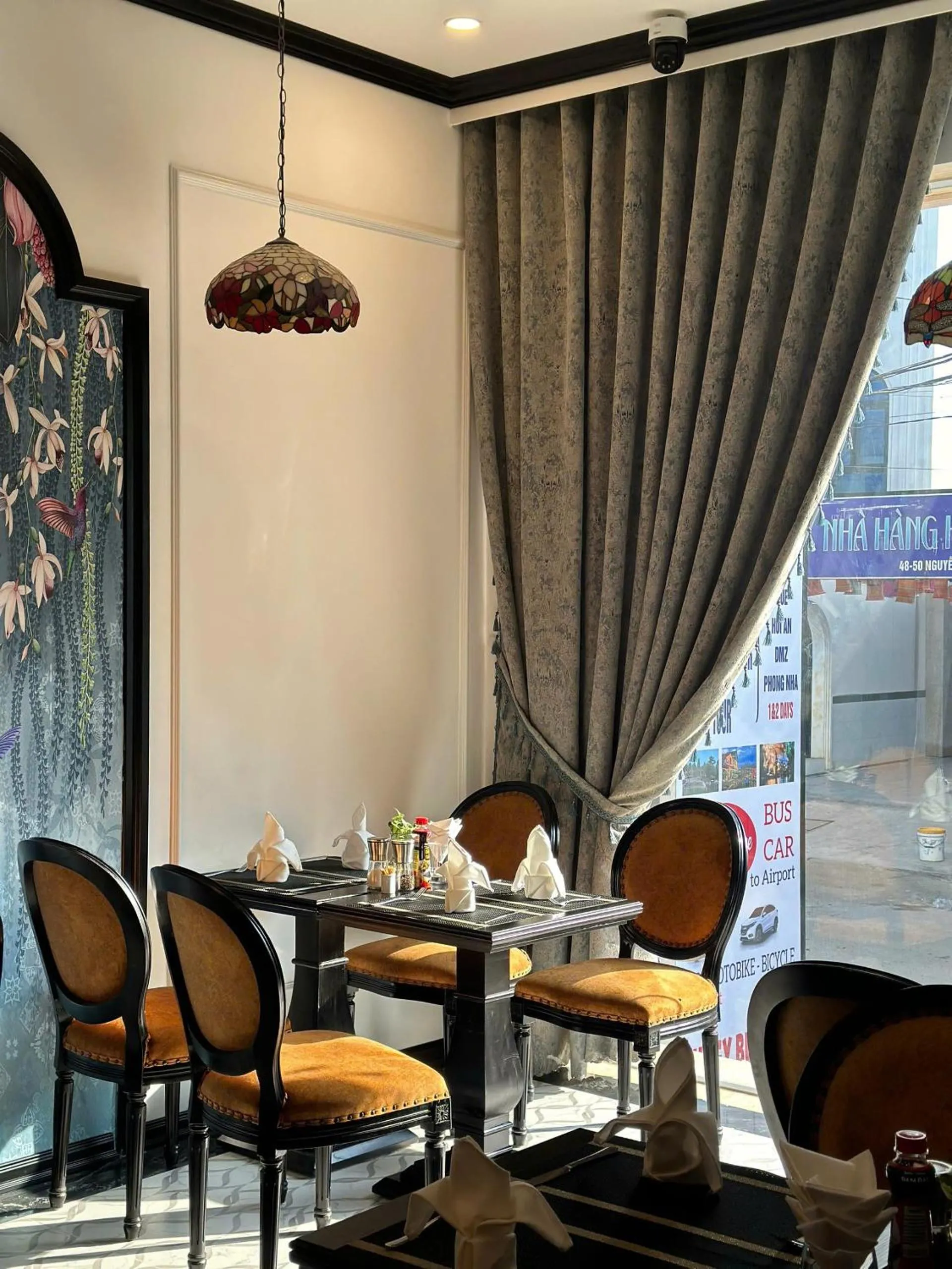 Restaurant/places to eat in The ORCHID PREMIUM Hotel