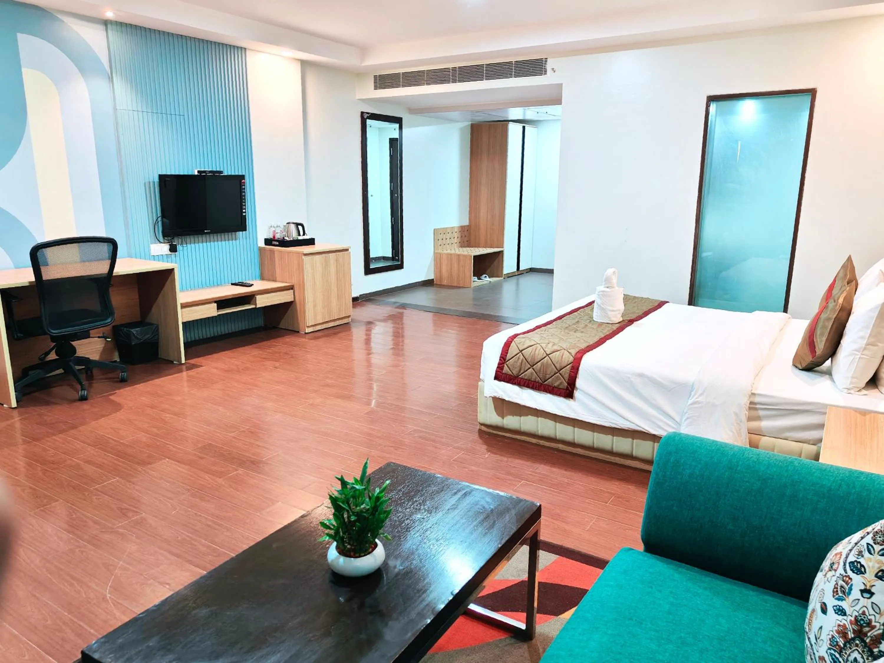 Bedroom, Bed in The Altruist Hotel Kharadi