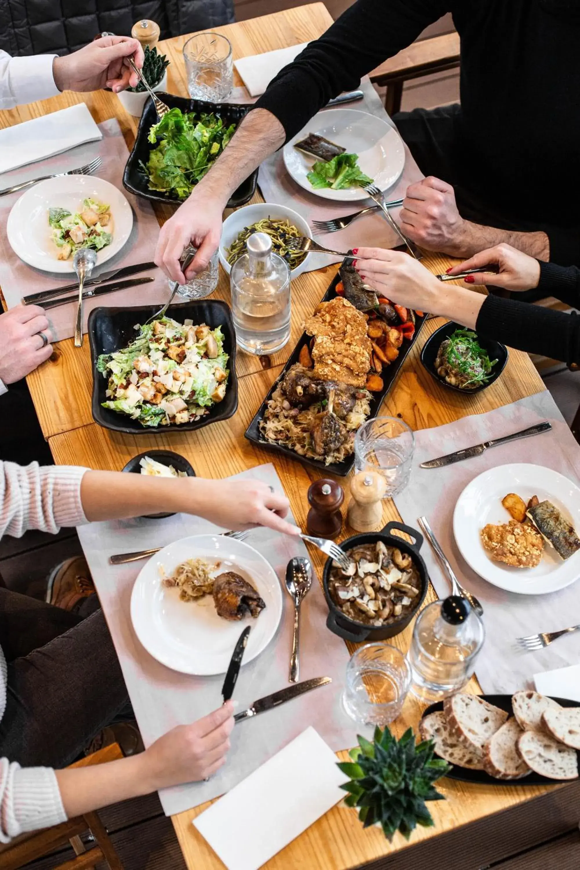 Restaurant/places to eat in Aria Hotel Budapest by Library Hotel Collection Restaurant/places to eat in Aria Hotel Budapest by Library Hotel Collection