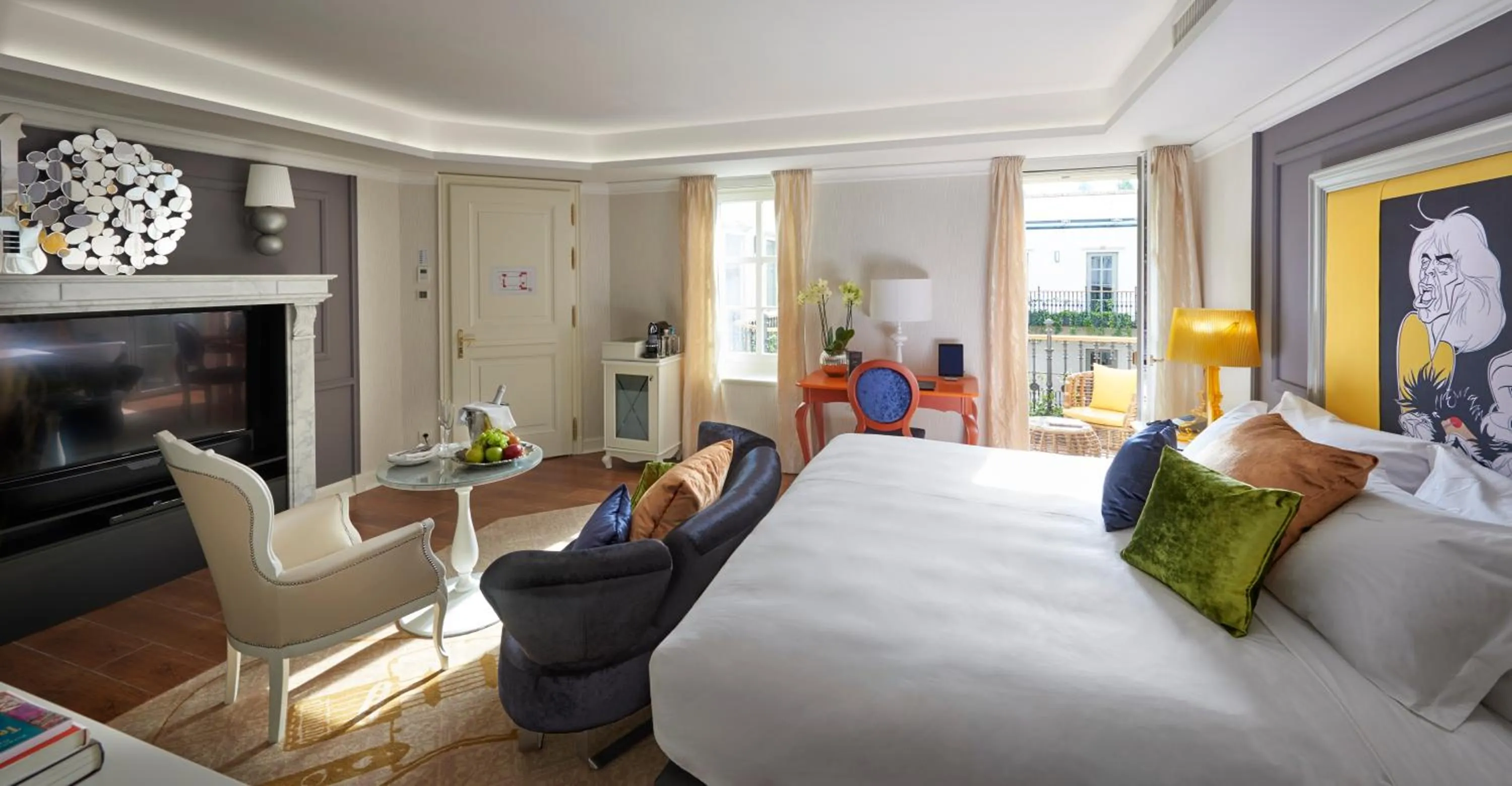 TV and multimedia, Bed in Aria Hotel Budapest by Library Hotel Collection