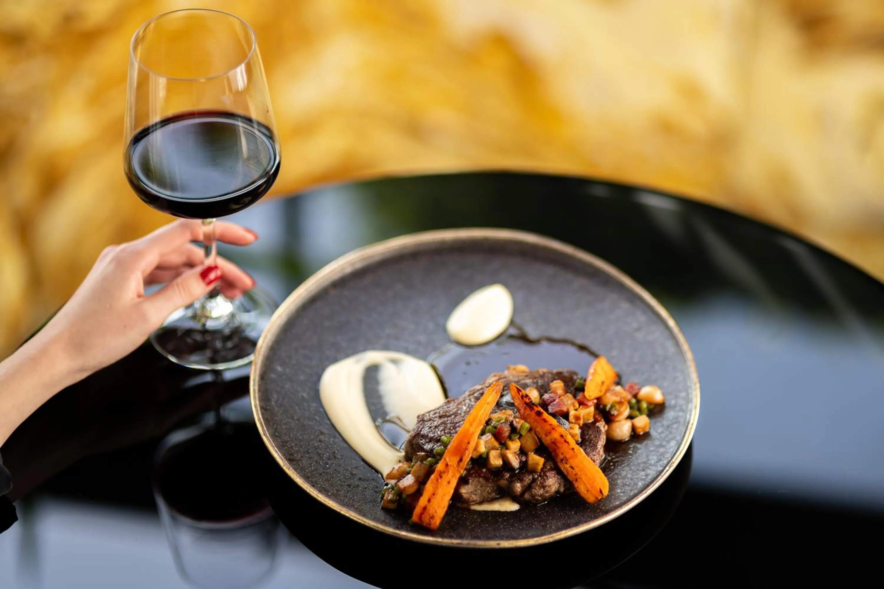 Restaurant/places to eat in Aria Hotel Budapest by Library Hotel Collection