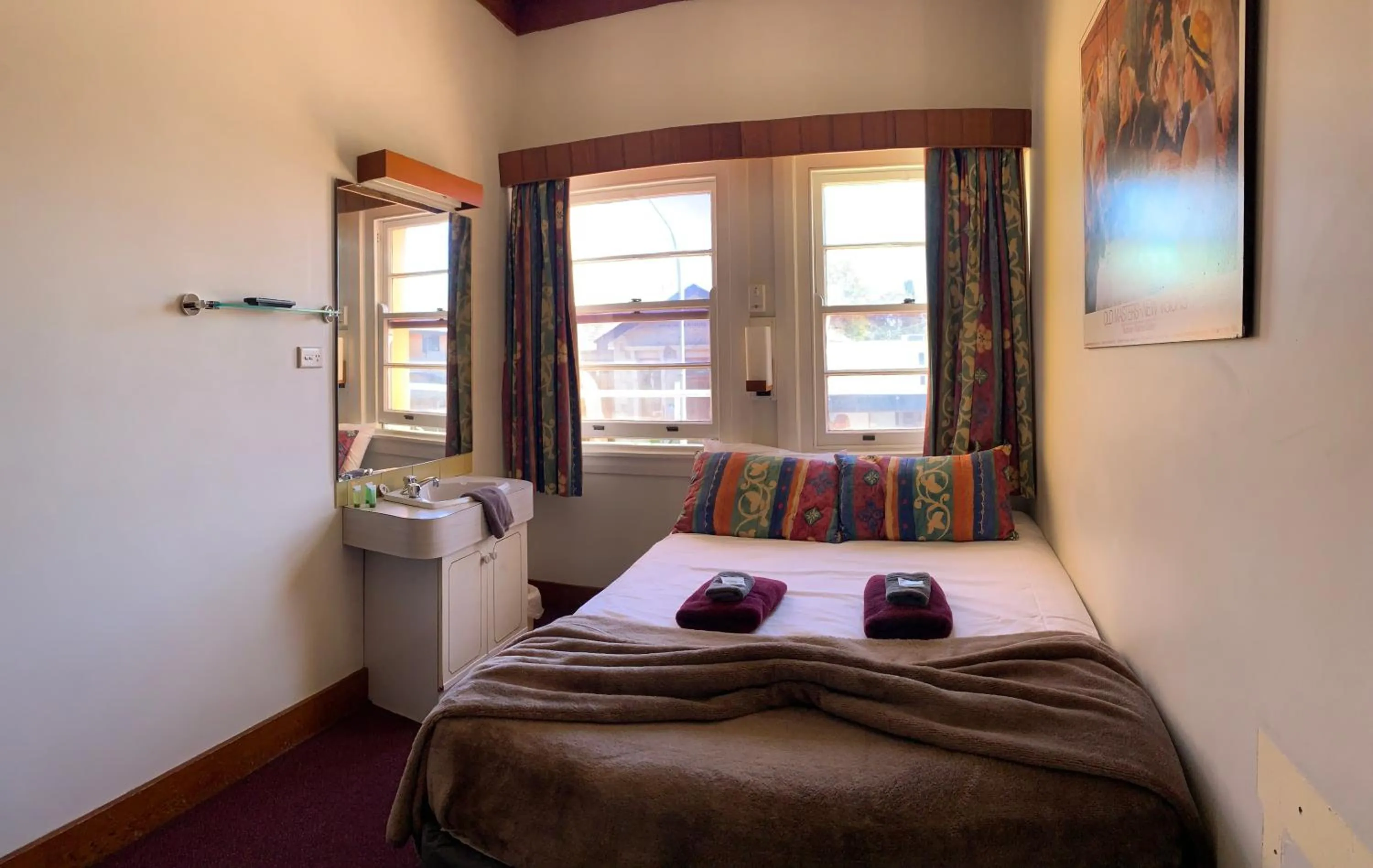 Standard Double Room with Shared Bathroom in Moruya Monarch Hotel