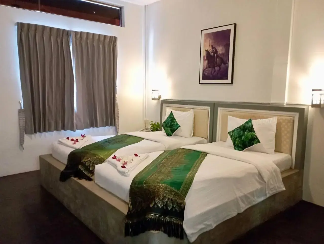 Bed in Home Inn Bed in Home Inn