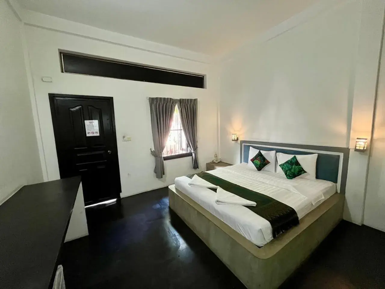 Bed in Home Inn Bed in Home Inn