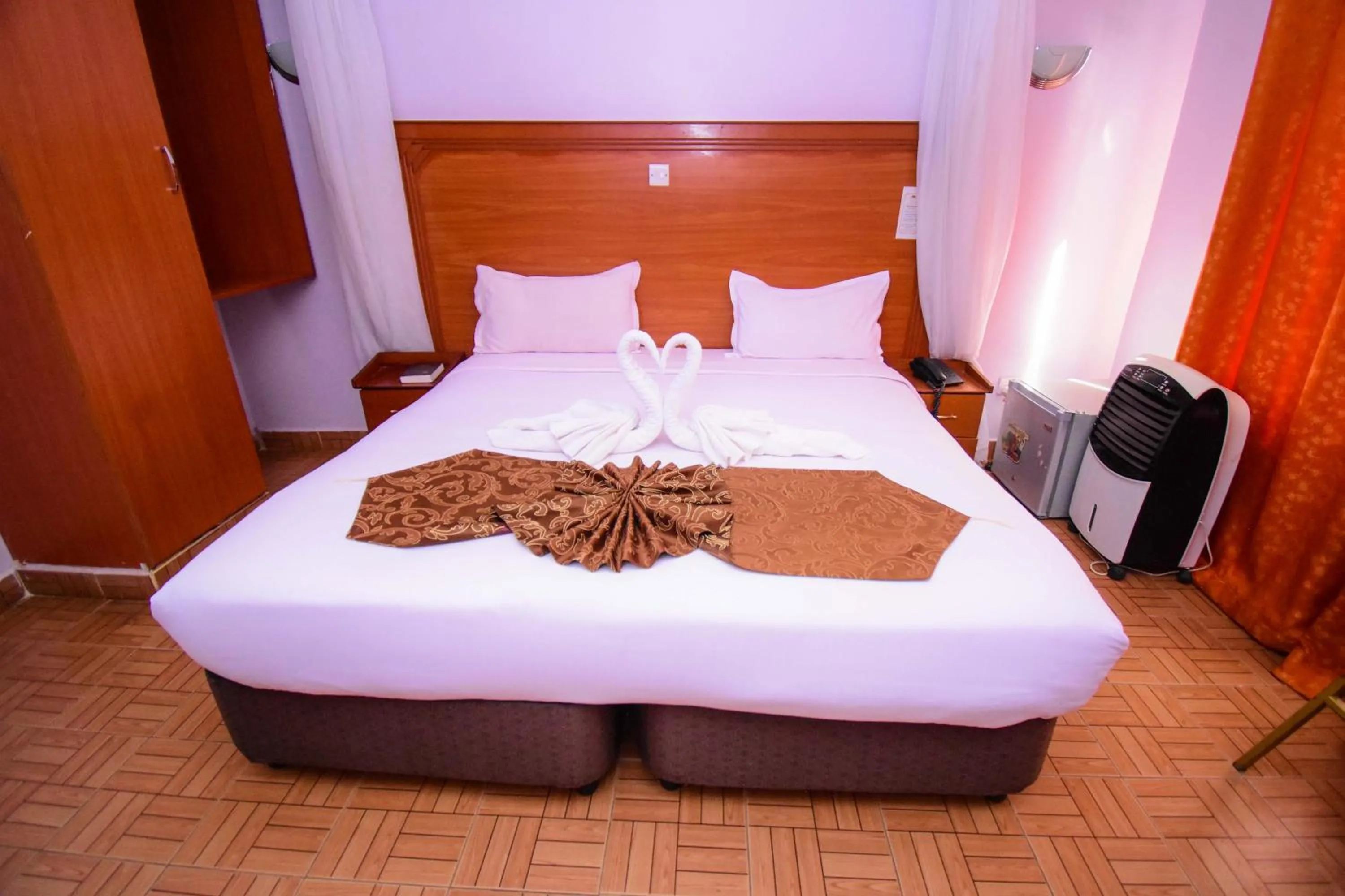 Bed in Sunstar Hotel Nairobi